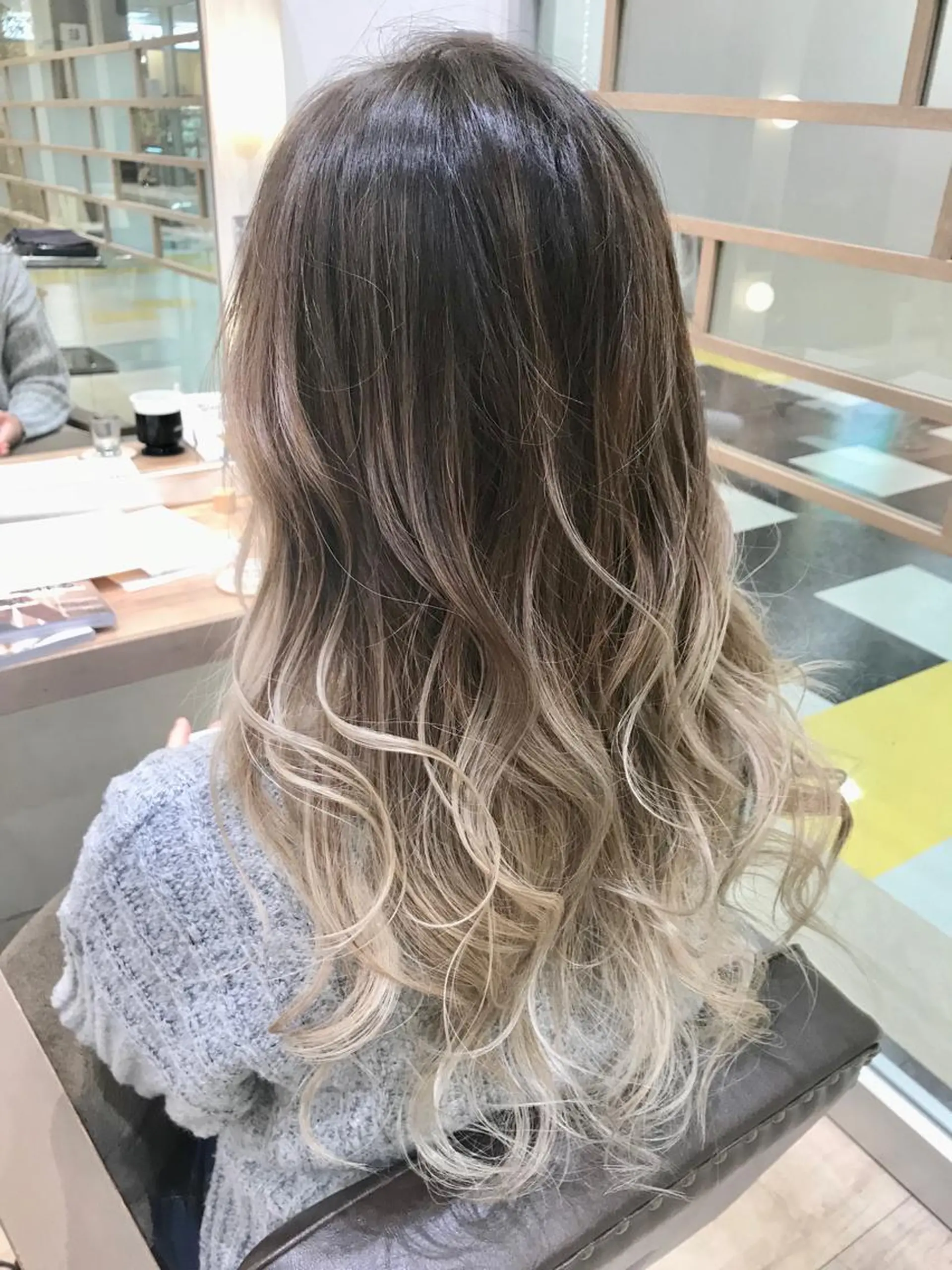 ロング 外国人風カラー ✨酸性ストレート✨ 南川だいさくのヘアスタイル