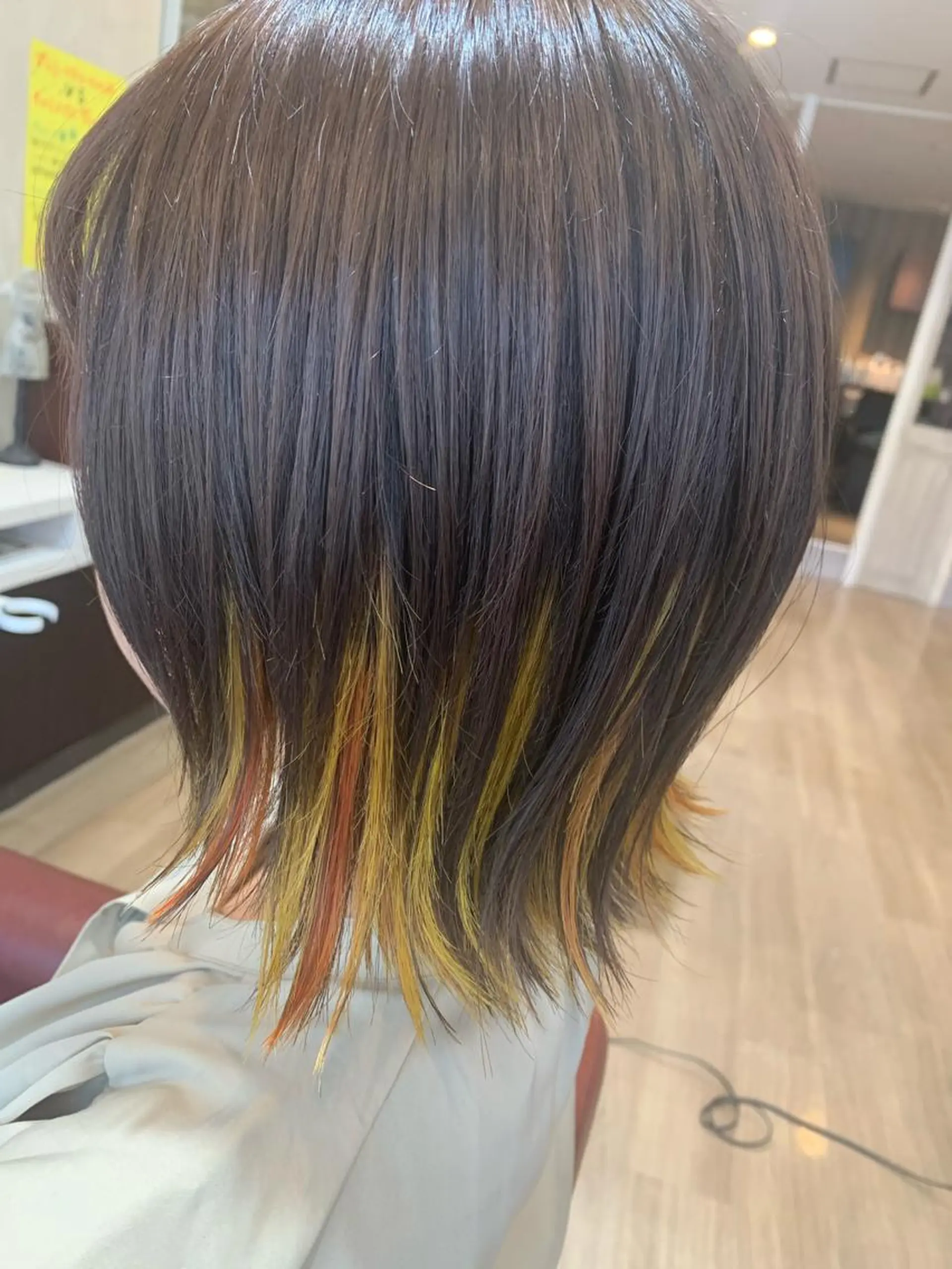 ショート イエローカラー ハイライト hair & spa Nalu所属・hair & spa Naluのヘアスタイル