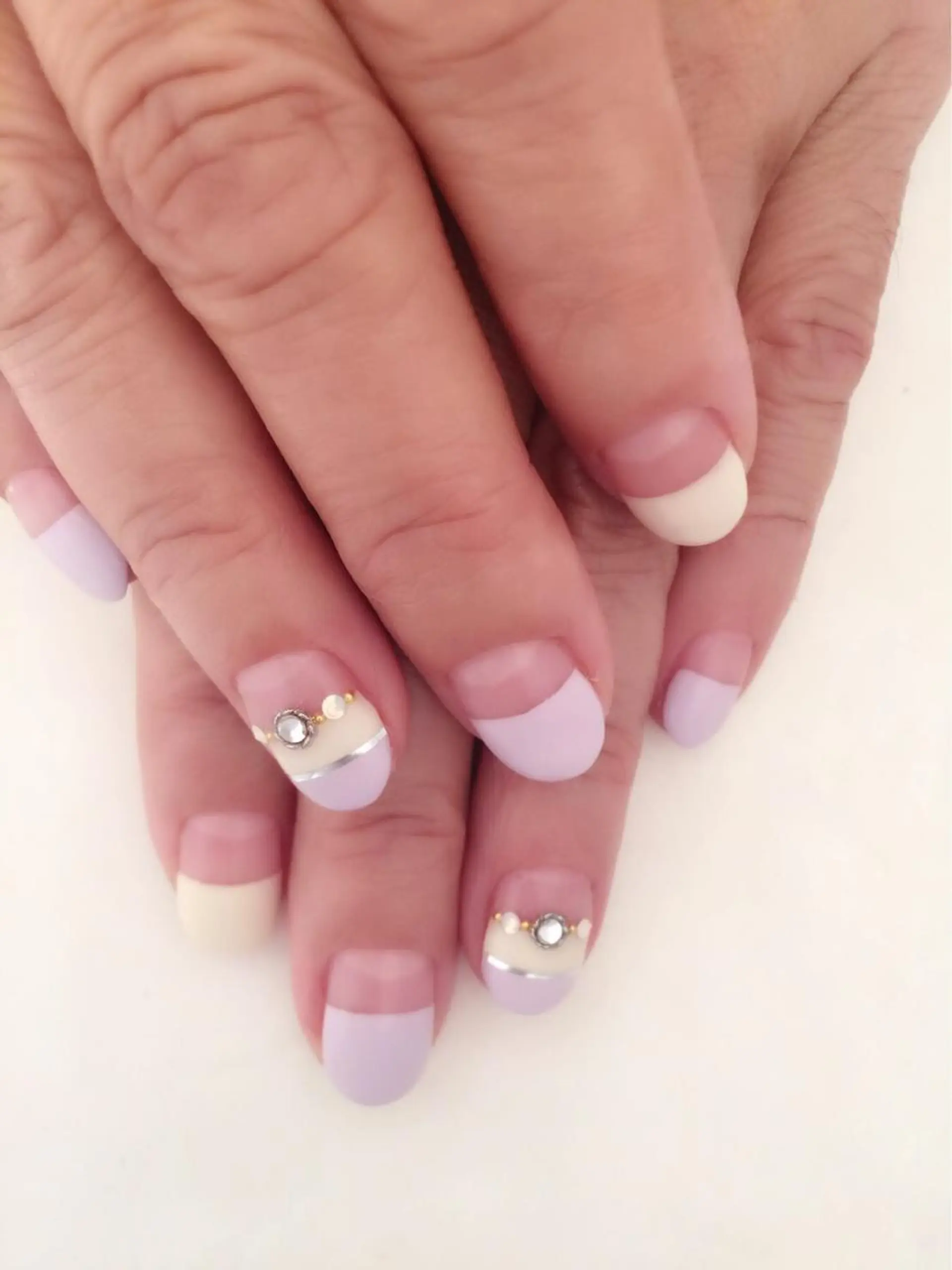 ネイル フレンチネイル a yakaのネイルデザイン