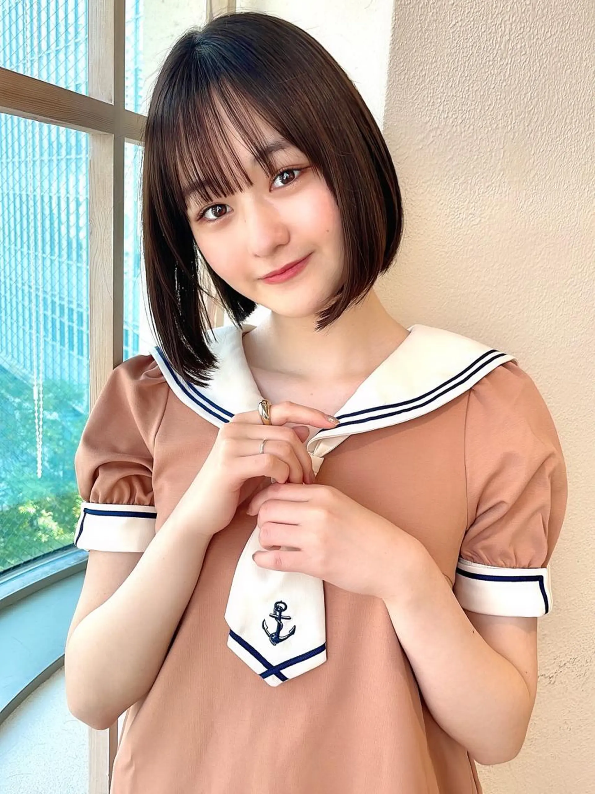 ミディアム 切りっぱなしボブ ショートボブ アッシュ ボブ くびれヘア カット トリートメント 市原 大翼のヘアスタイル