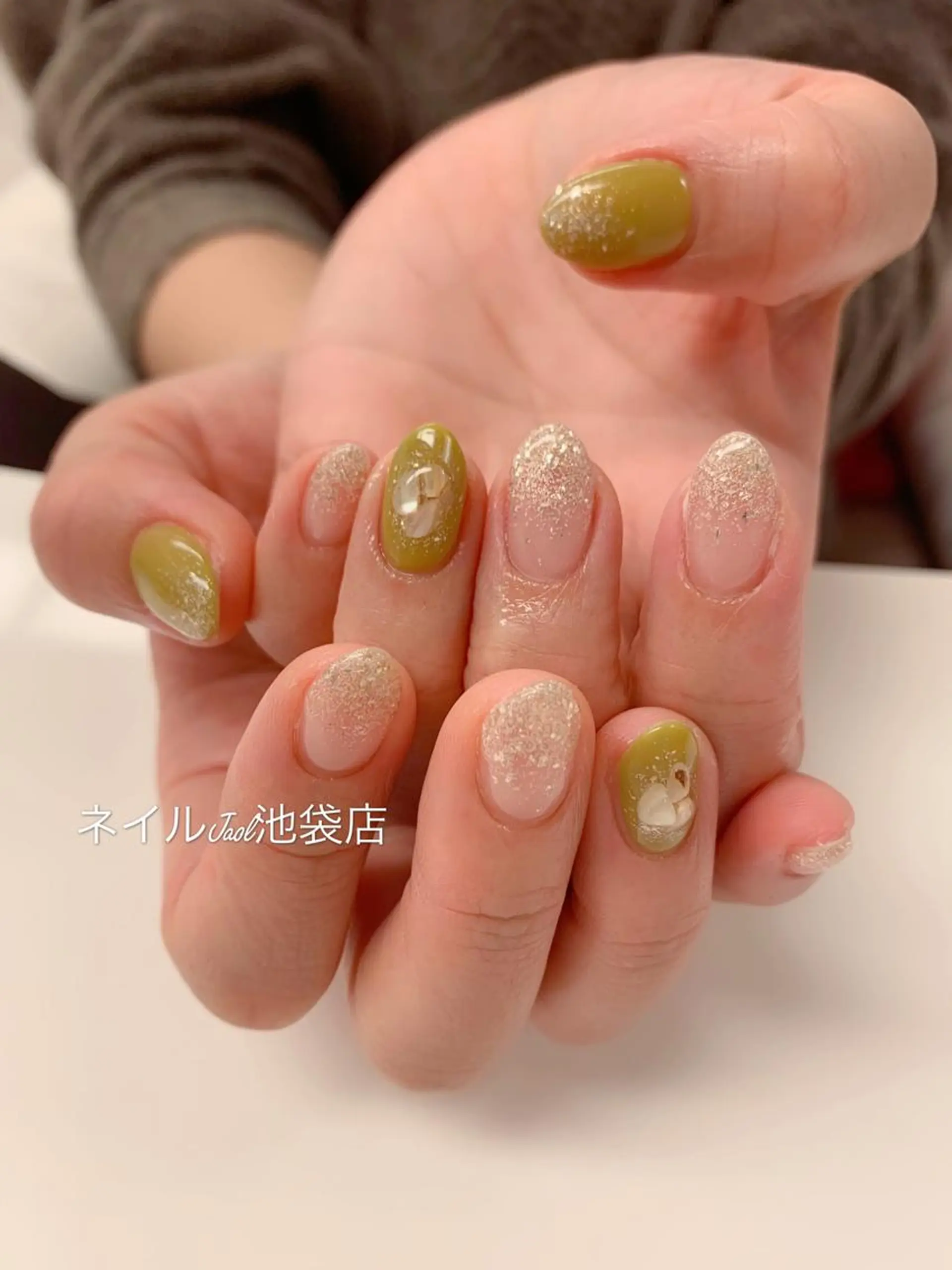 ミディアム nail jaol池袋店所属・ネイルJaol 池袋のネイルデザイン
