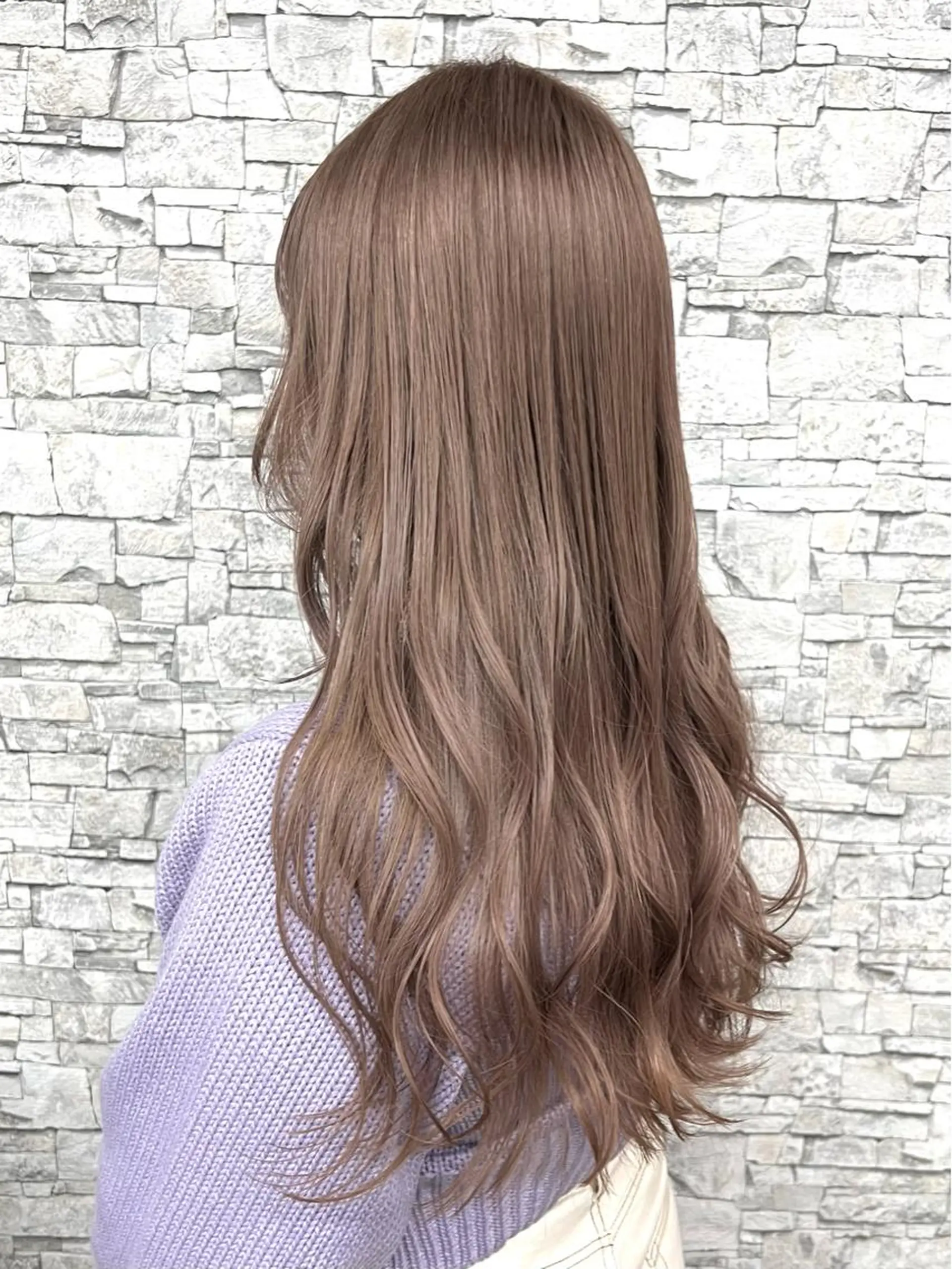 ロング カラー ブリーチ ヘアカラー トリートメント キラ ゲンキのヘアスタイル