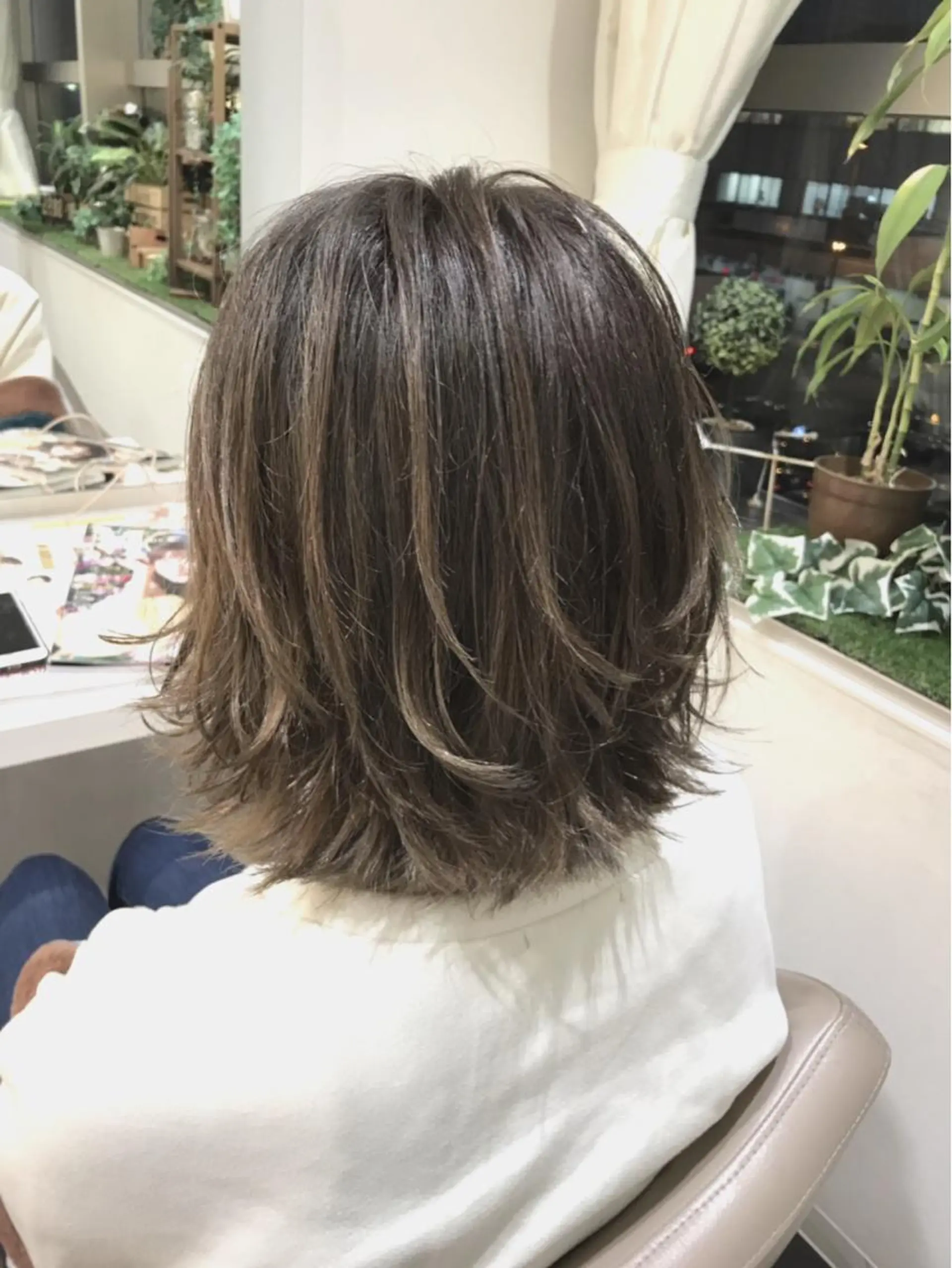 ショート カラー ベージュカラー 透明感カラー グラデーションカラー ハイライトカラー ボブ 山崎俊輔/髪質改善 /バレイヤージュのヘアスタイル