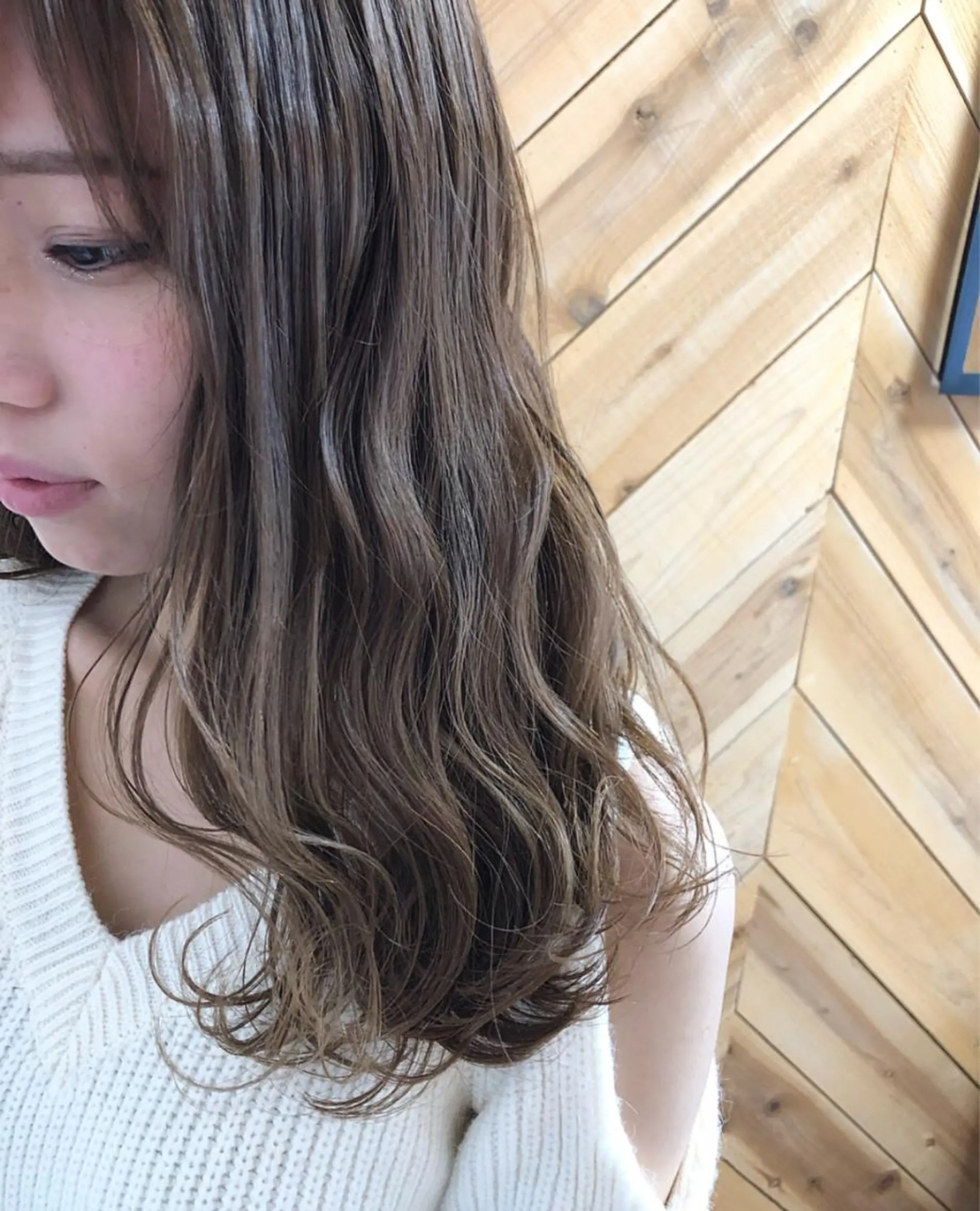 ロング カラー ベージュカラー 透明感カラー グレージュ トリートメント hair salon Ranun髪質改善のヘアスタイル