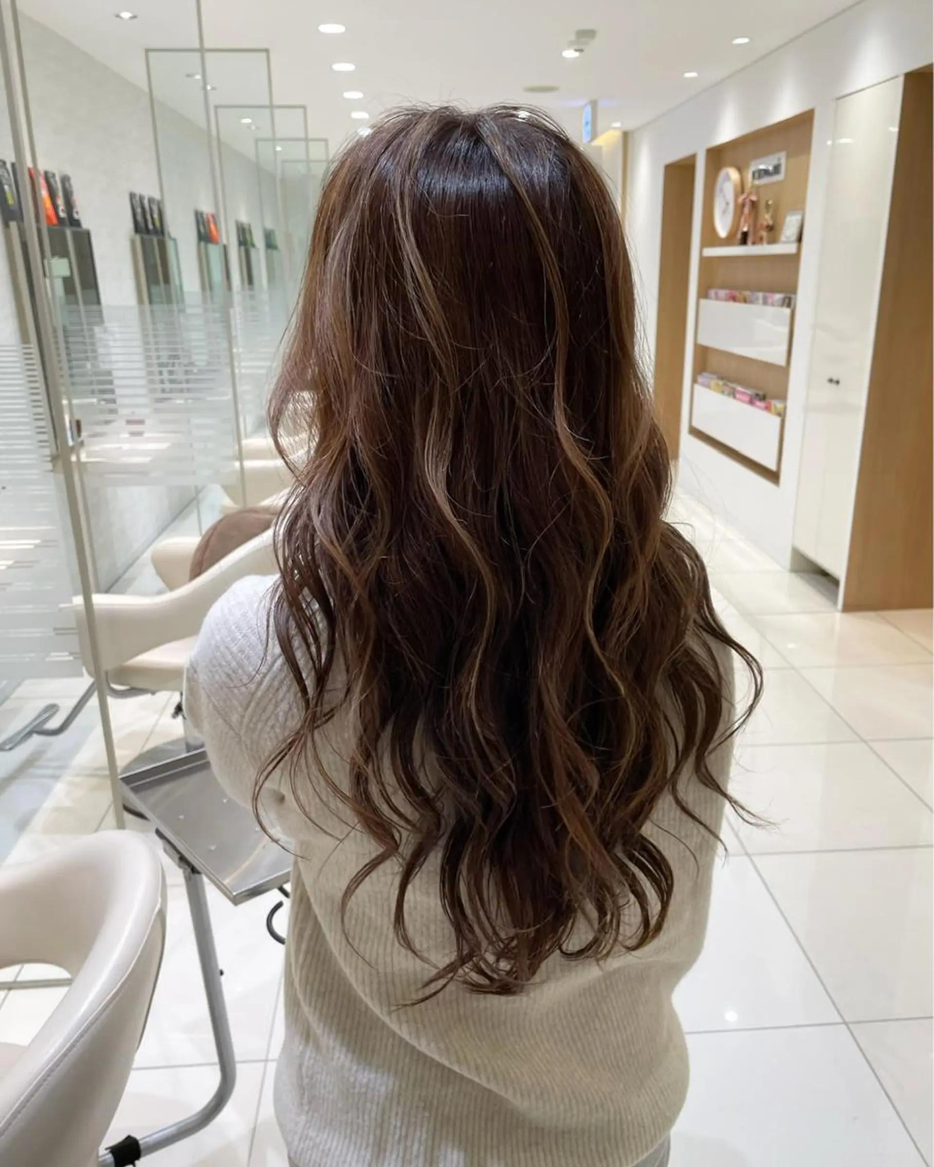 ロング カラー カット ヘアカラー トリートメント 新規限定カット無料 クーポン有り【桂口】のヘアスタイル