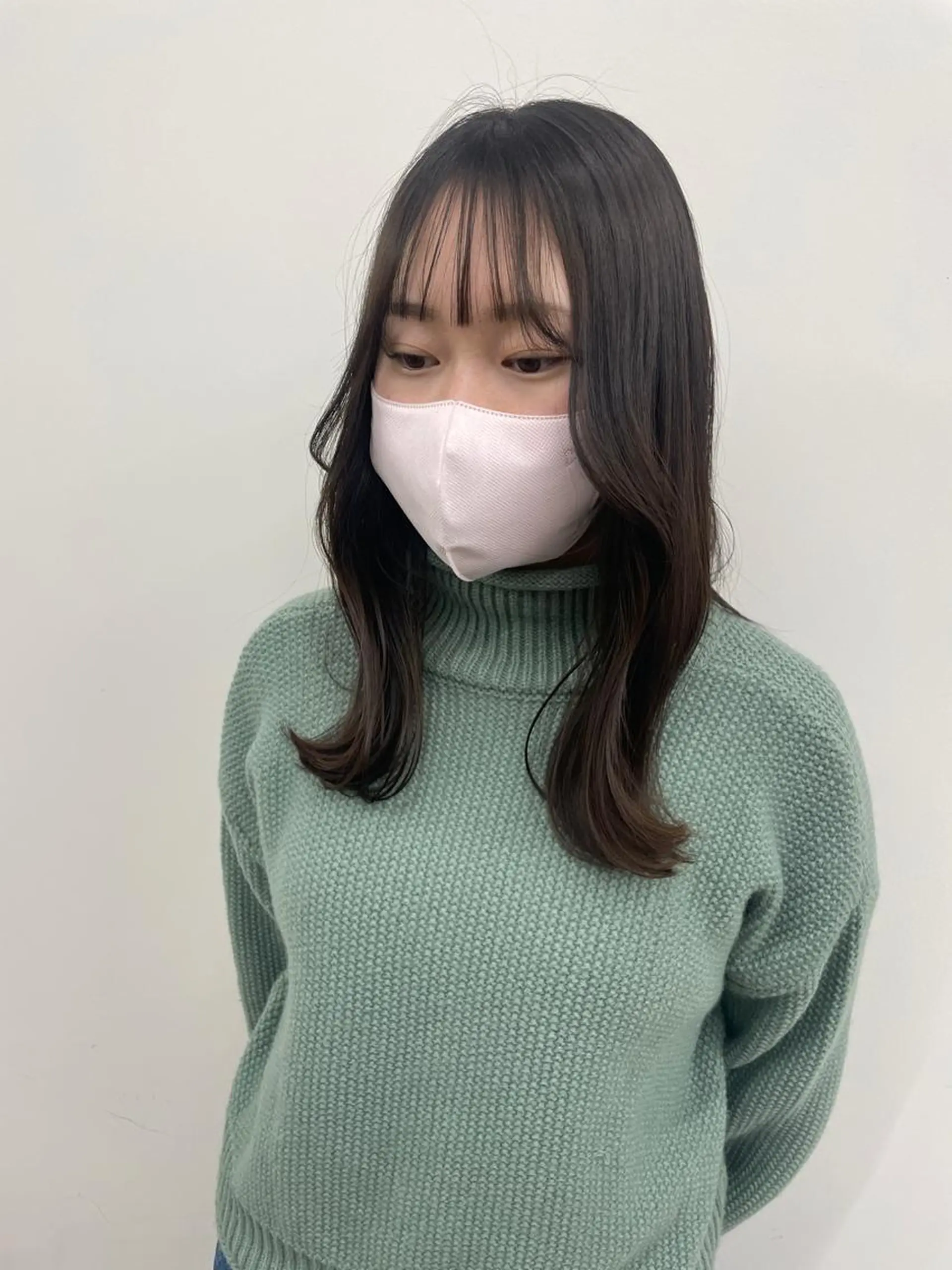 セミロング kana/ ブリーチ/暖色のヘアスタイル