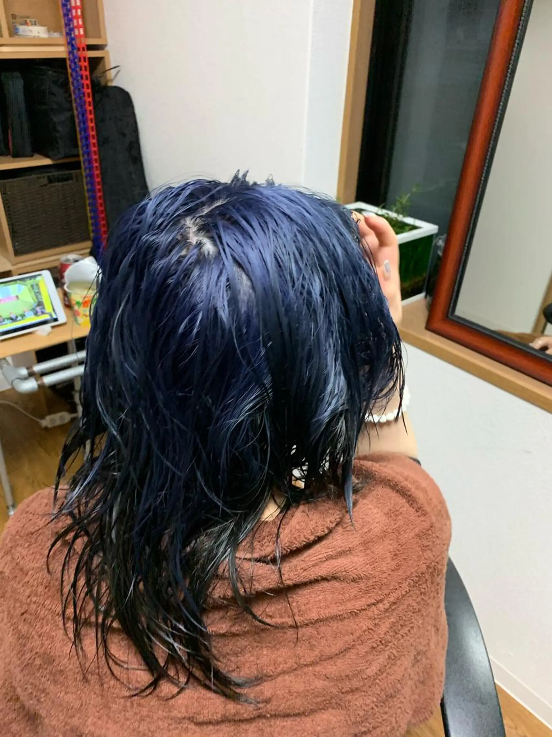 ミディアム カラー じょん 。のヘアスタイル