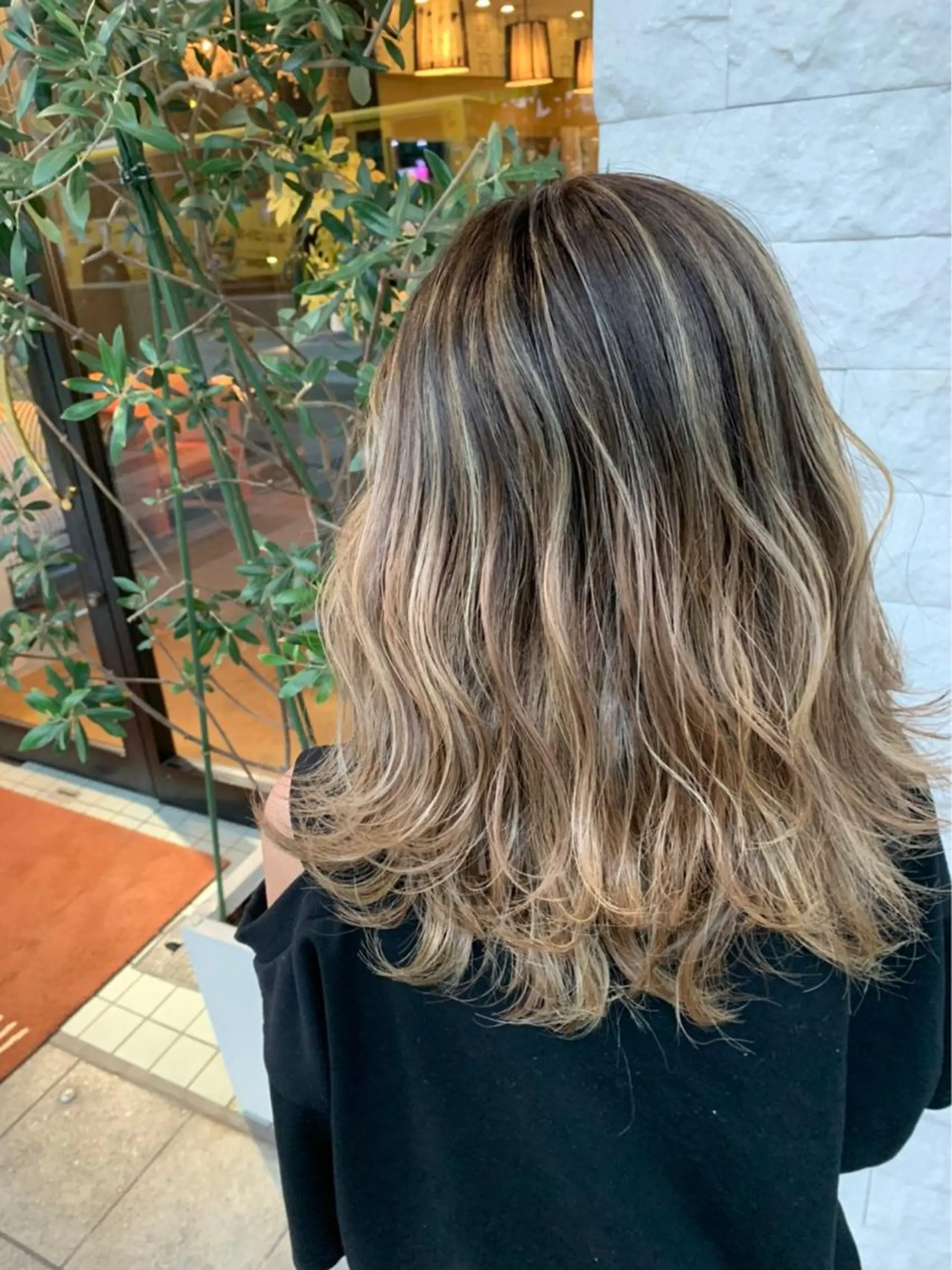 セミロング 中谷 明日香のヘアスタイル