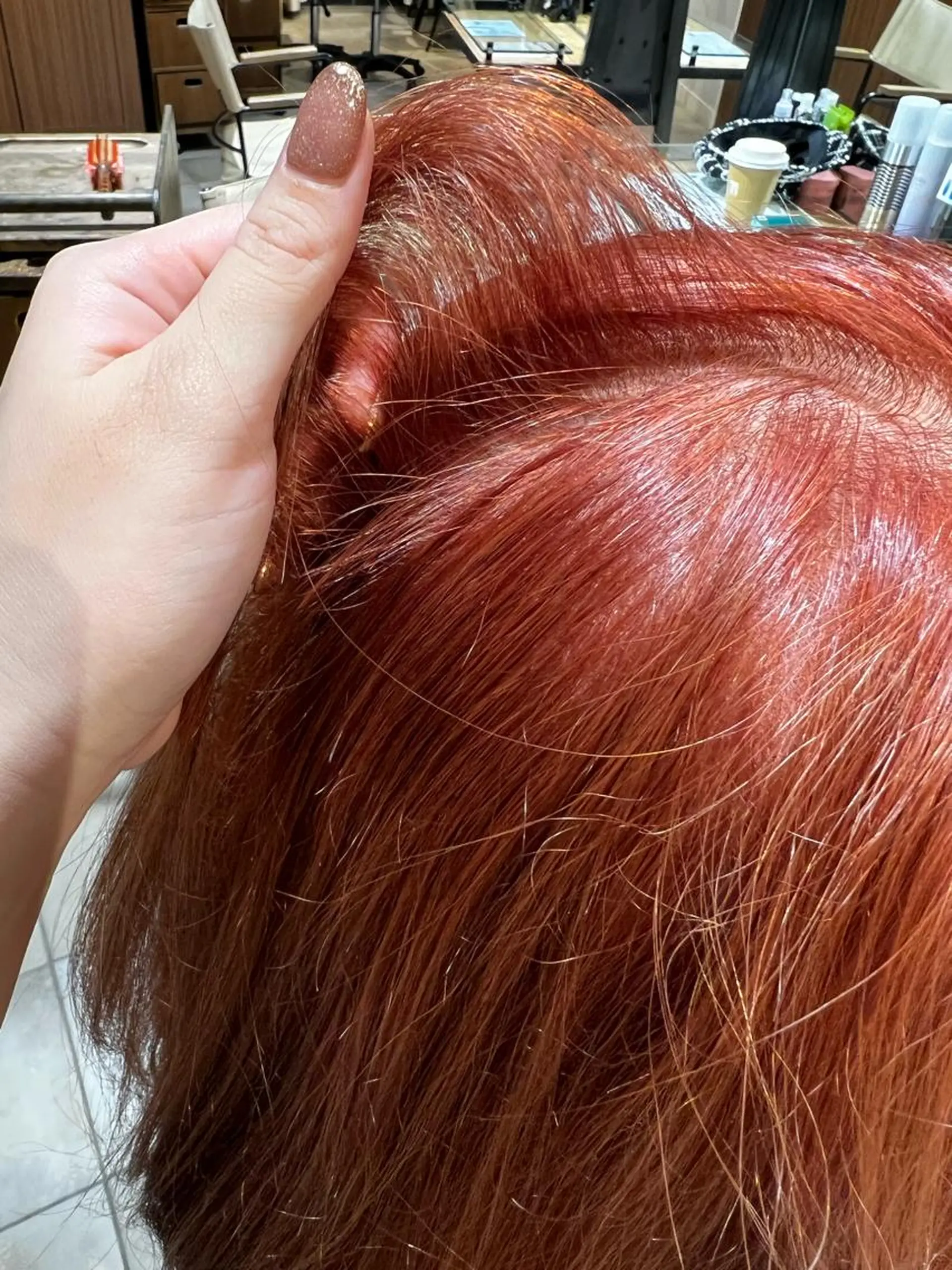 カラー オレンジ ピンクカラー ヘアカラー トリートメント 【ROA】 MISUZU✨のヘアスタイル