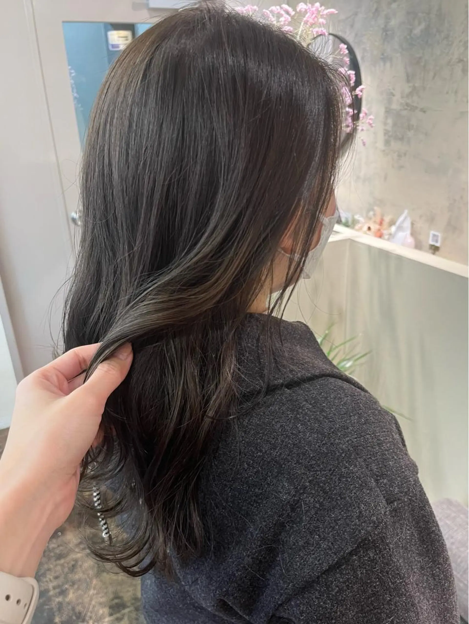 セミロング カット ヘアカラー 西山 紗耶香🪽 透明感カラー/ボブのヘアスタイル