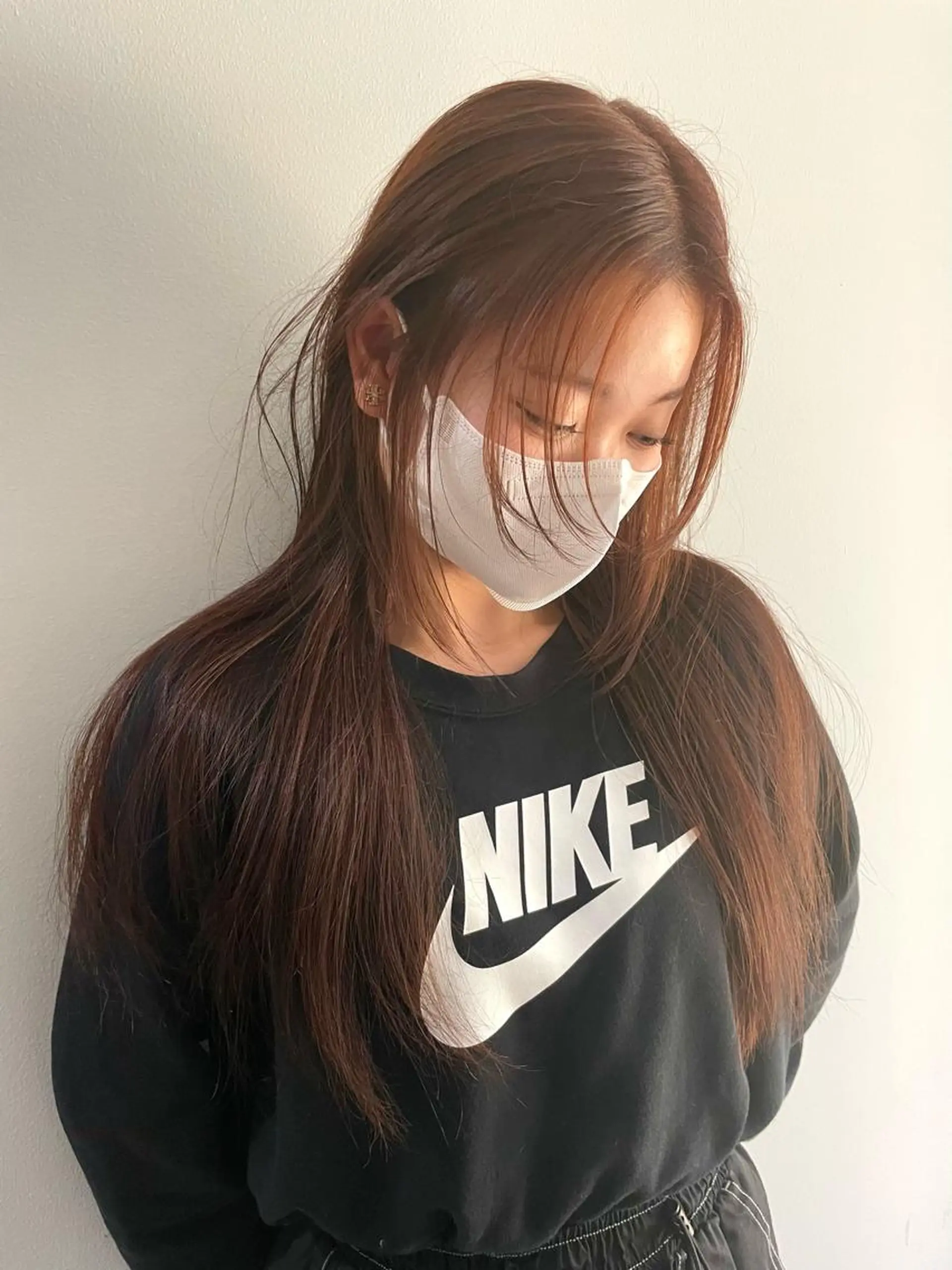 ロング 韓国風カラー 韓国風ヘア レイヤーカット 韓国/透明感 Veluaのヘアスタイル