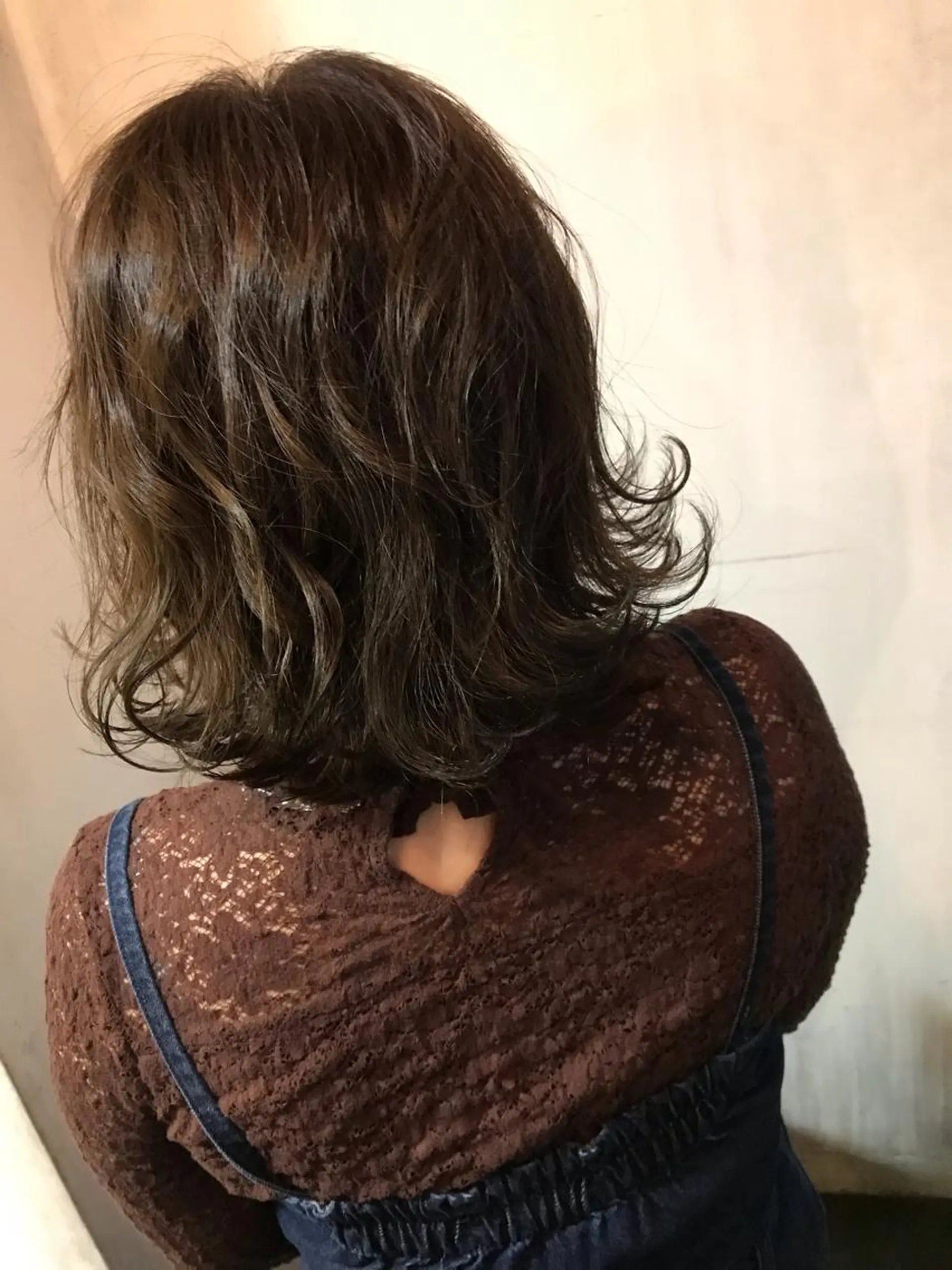 セミロング セミロングパーマ カット ヘアカラー 韓国 / 中国ヘア 🦋Noniのヘアスタイル