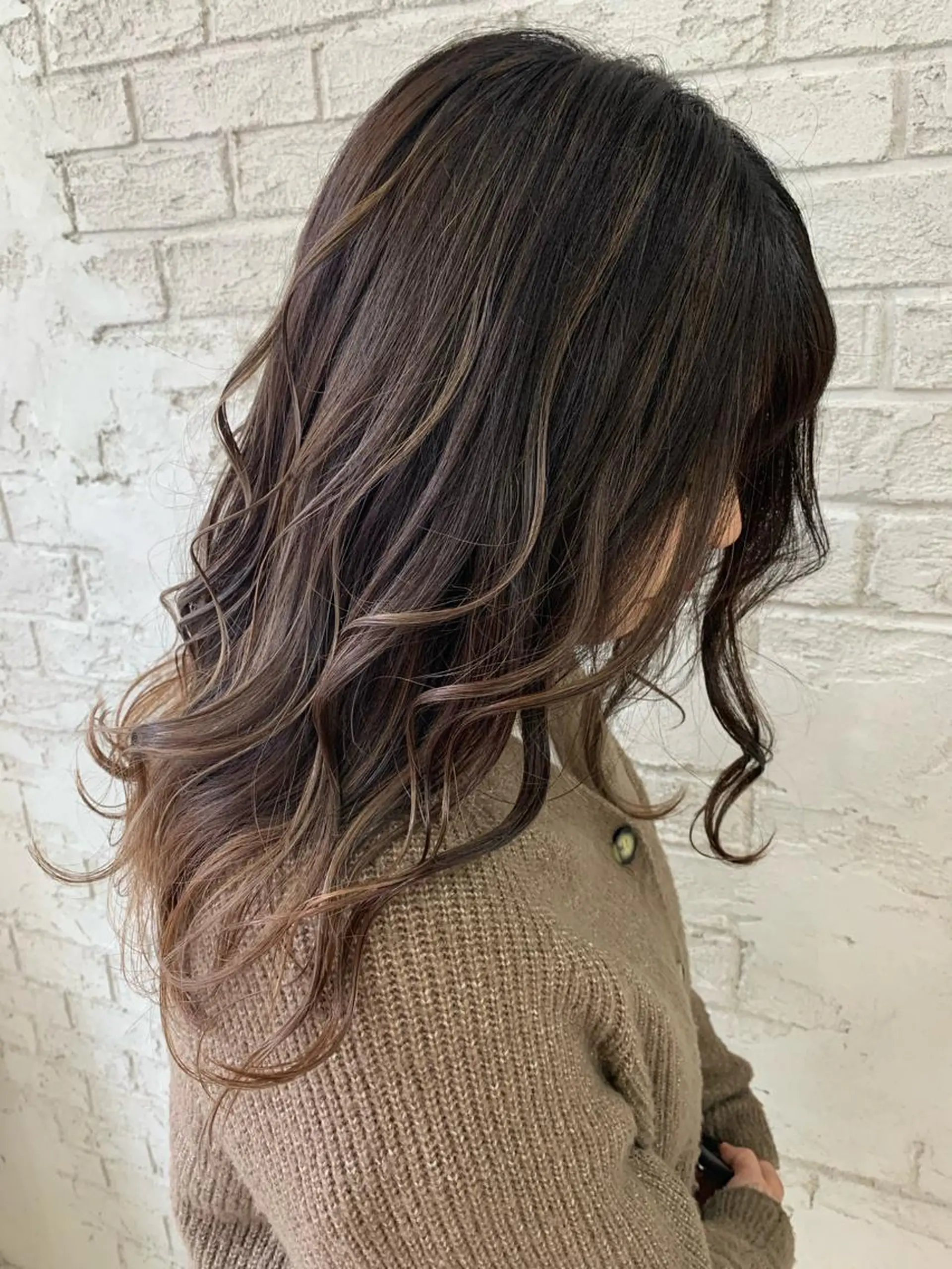 セミロング ハイライト 🇺🇸ハイライト特 化美容師🇺🇸漆沢のヘアスタイル