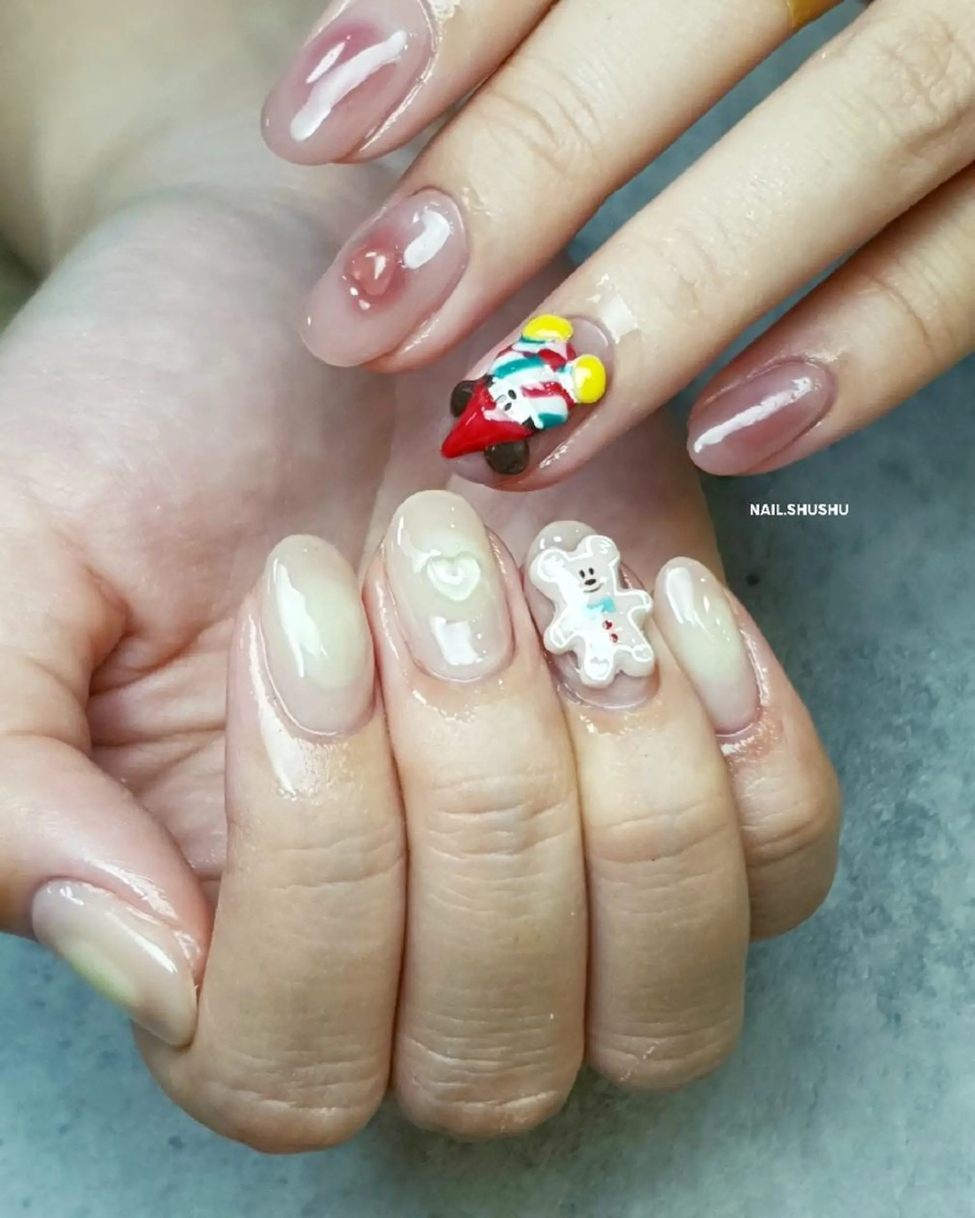 ネイル 持ち込み ニュアンスネイル シンプルネイル 冬ネイル 3dパーツ/流行り 👧shushu❤️のネイルデザイン