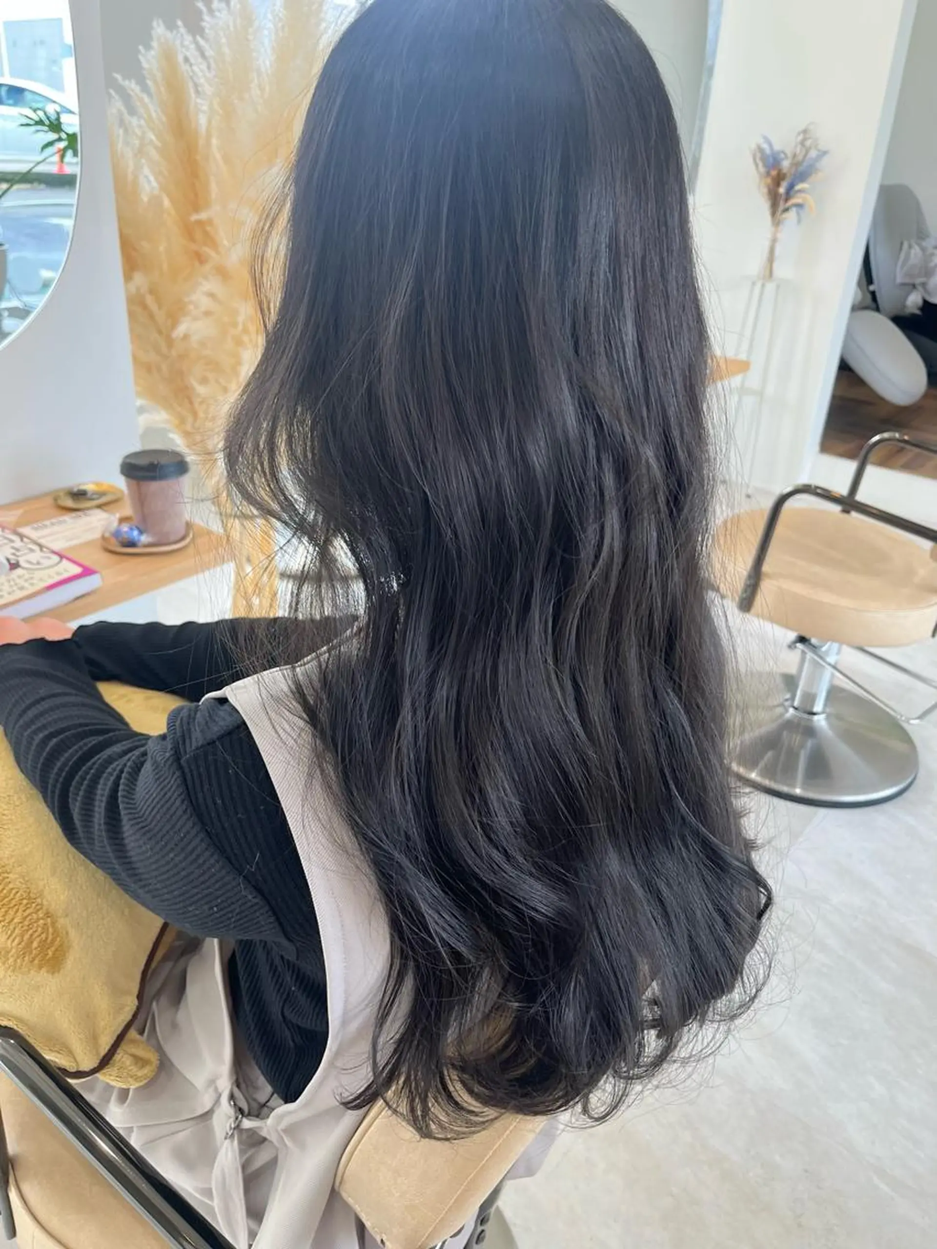 ロング ヘアカラー tonari所属・加藤 明香里のヘアスタイル