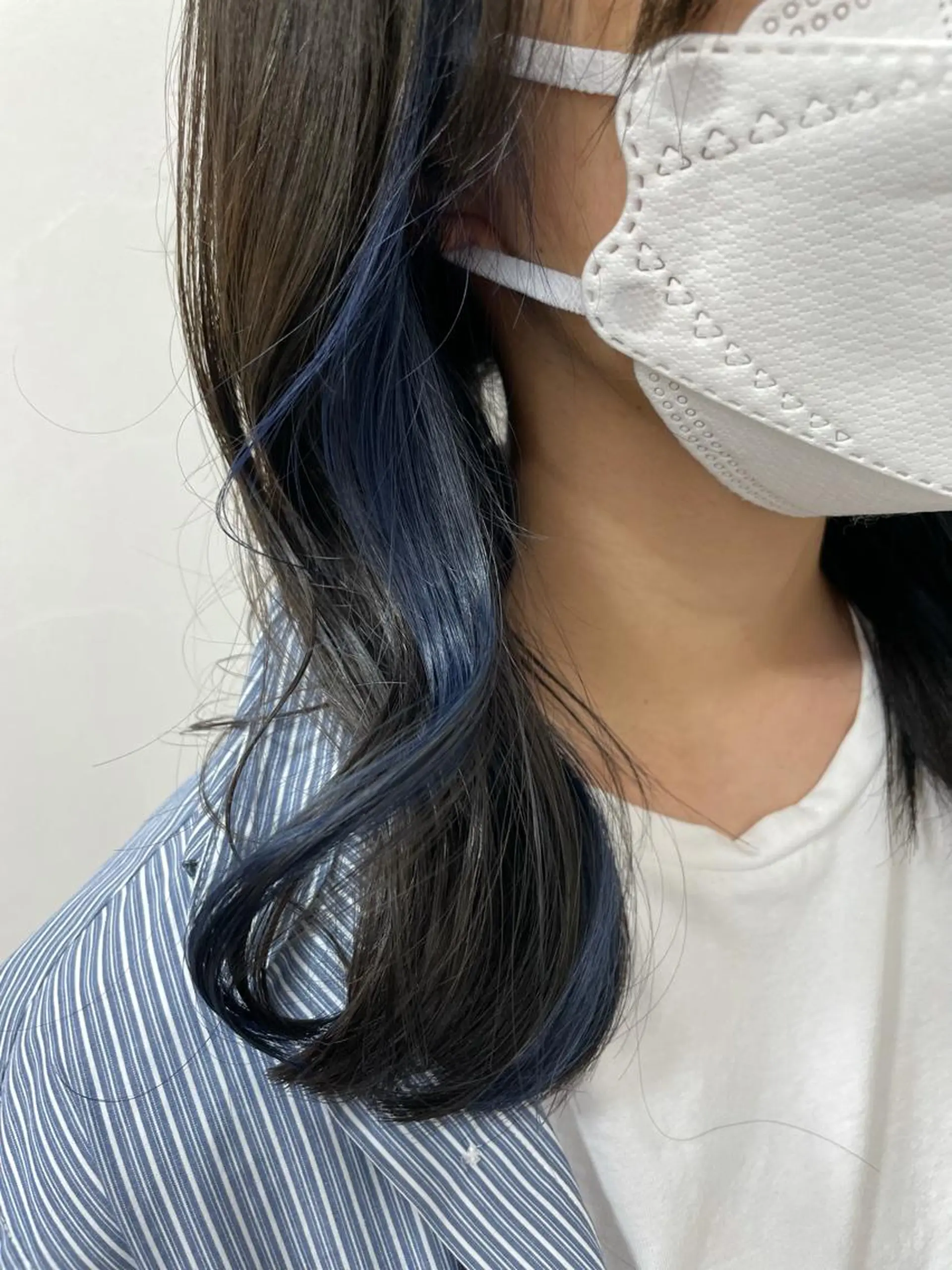 ロング カラー ブルーカラー ブルーグレー インナーカラー 🌼杉田 胡桃🌼のヘアスタイル