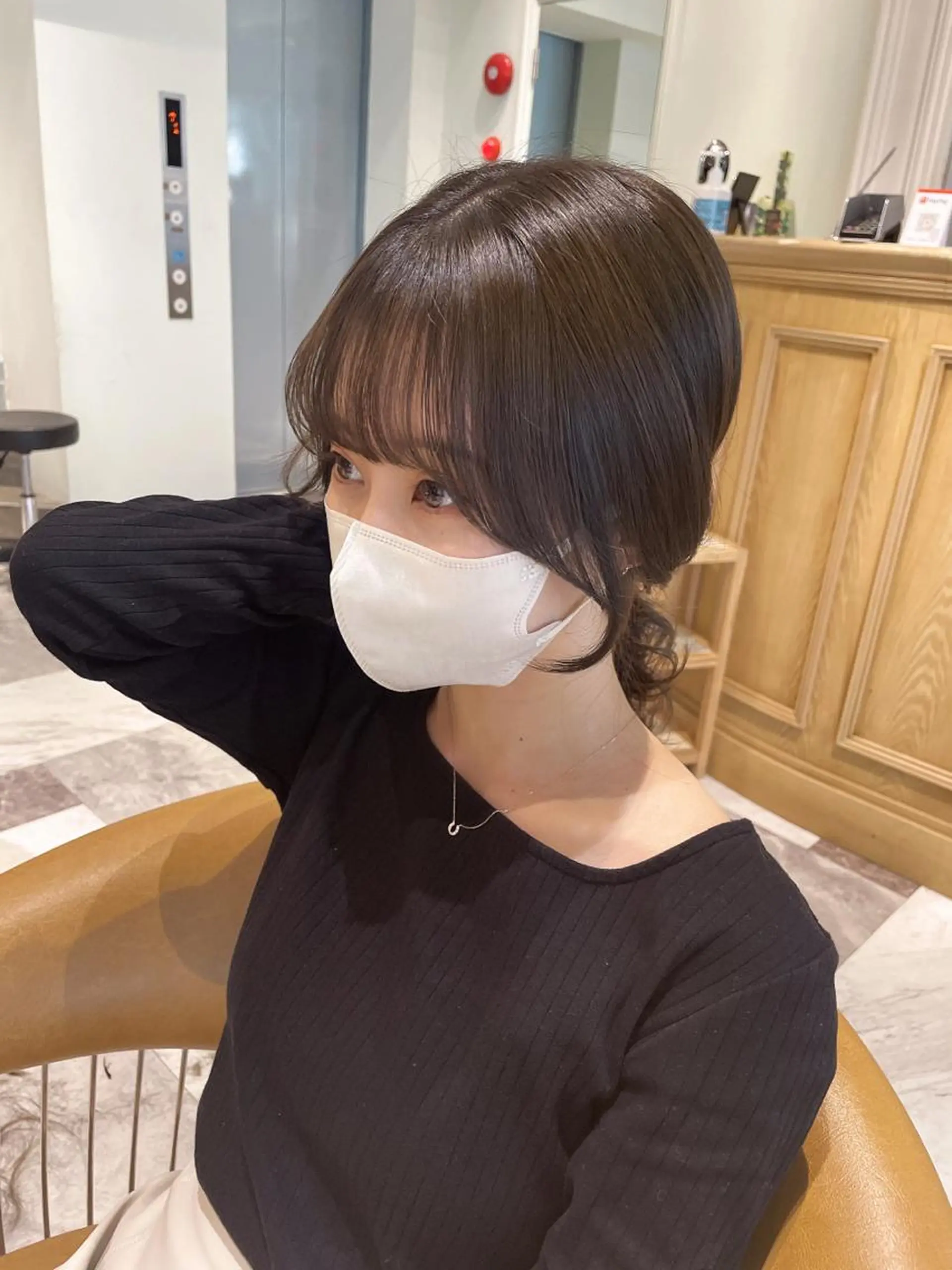 ミディアム カラー ベージュカラー 黒髪 ブリーチ ブルーカラー ブルーブラック カット ヘアカラー トリートメント 木屋元一/透明感 /レイヤー/顔まわりのヘアスタイル