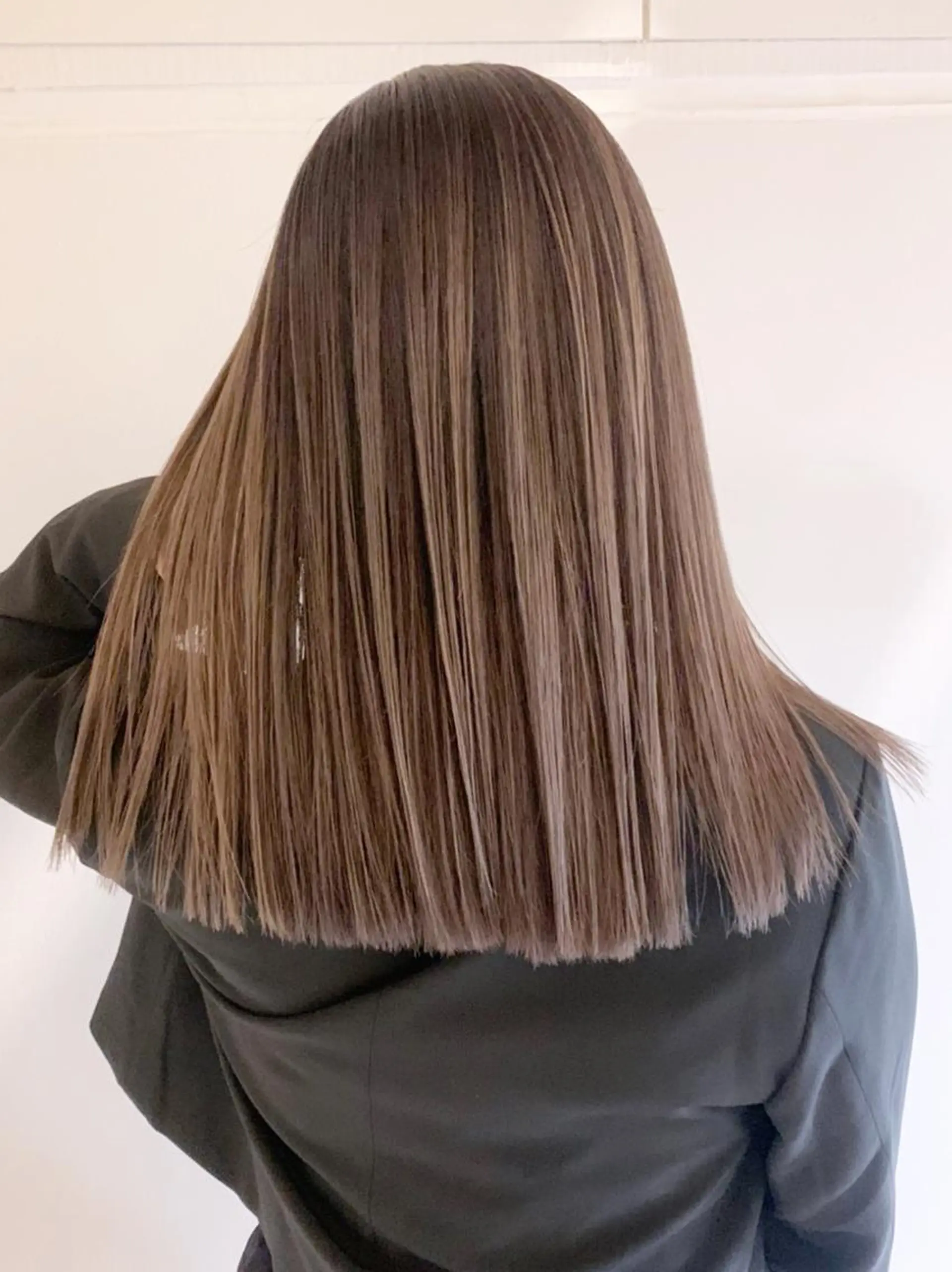 ミディアム カラー ITbyALBUM 松戸のヘアスタイル