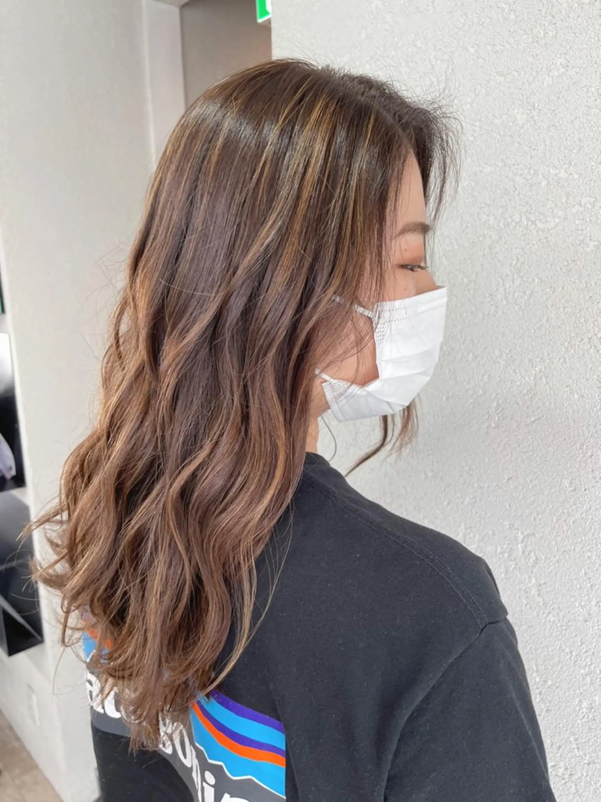 ロング カラー ハイライトカラー ハイライト カット ヘアカラー 🔥ブリーチカラー 槙川のヘアスタイル