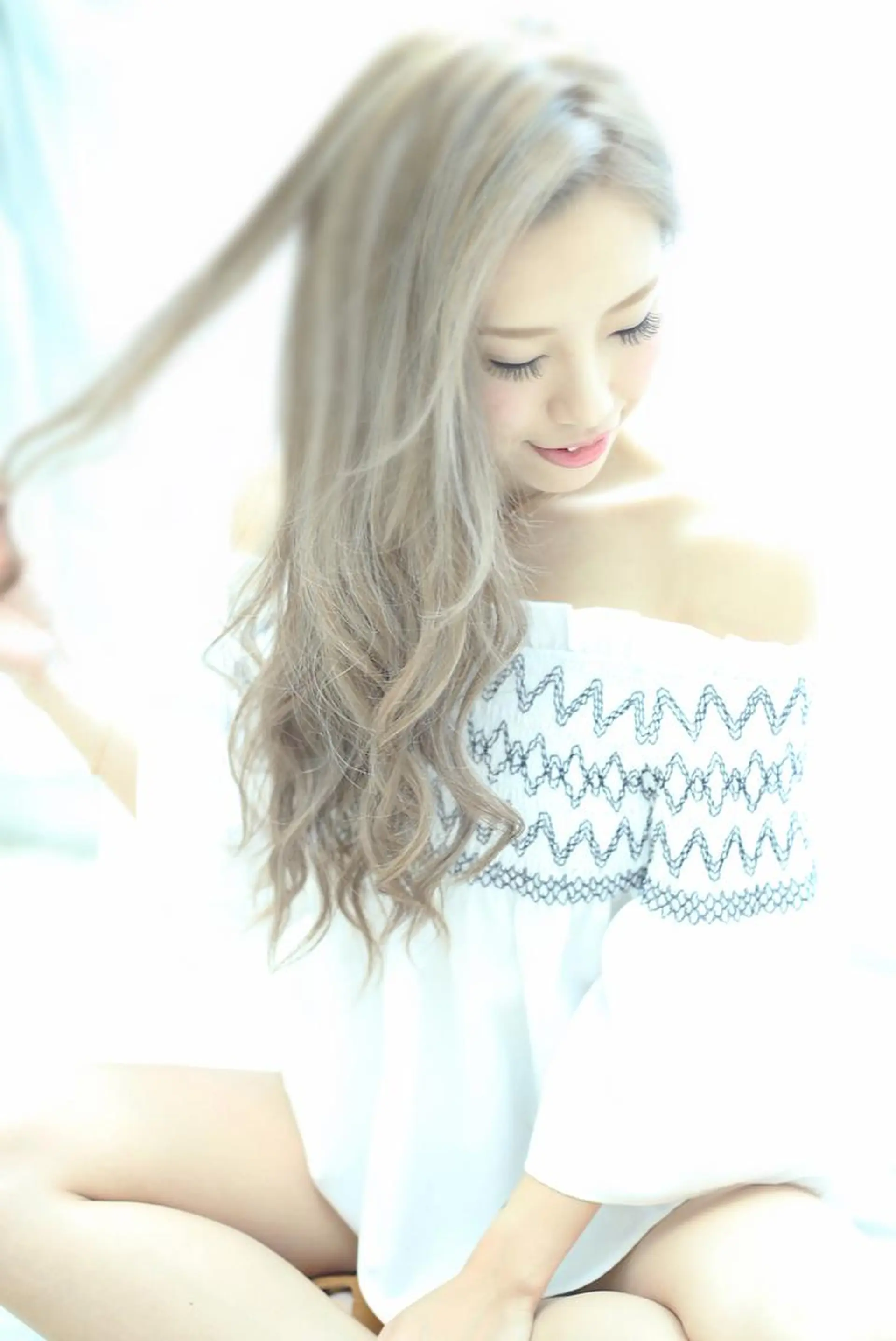 ロング カラー ヘアアレンジ ベージュカラー メッシュ エクステ 最高峰の技術力☆ 樋口健人のヘアスタイル