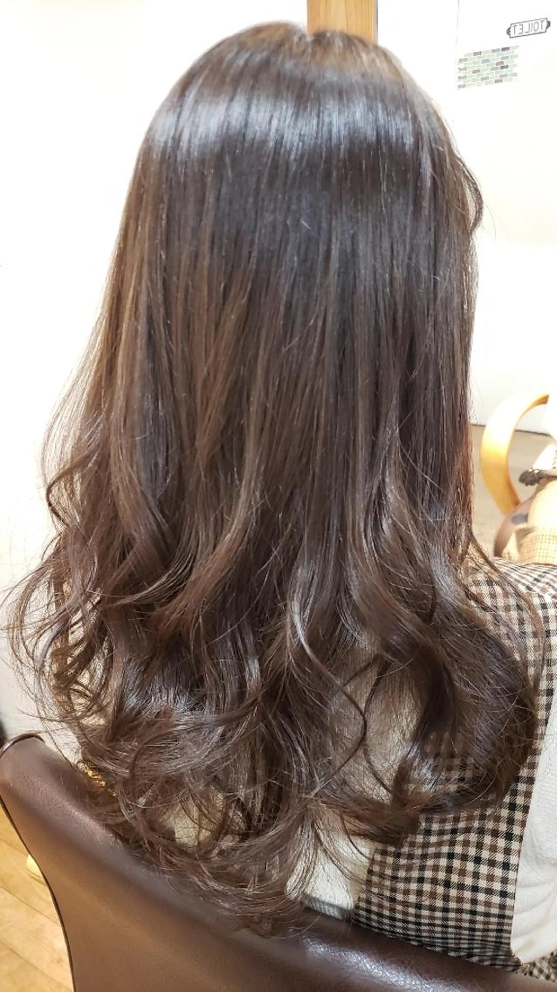 ロング カラー 長岡 健一のヘアスタイル