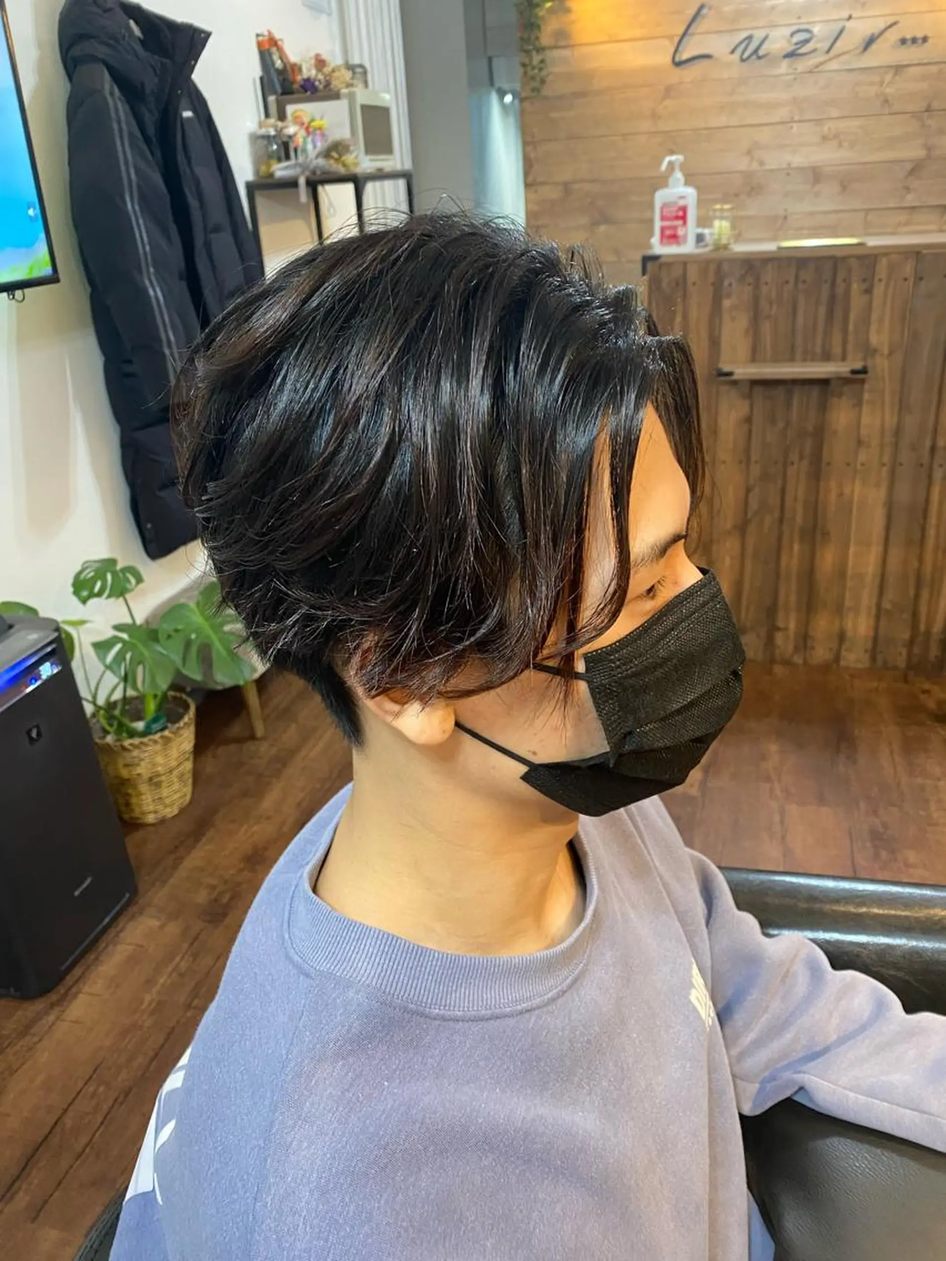 ミディアム メンズ センターパート カット Lizir  ルズィール所属・Luzir⭐︎ GEN⭐︎のヘアスタイル