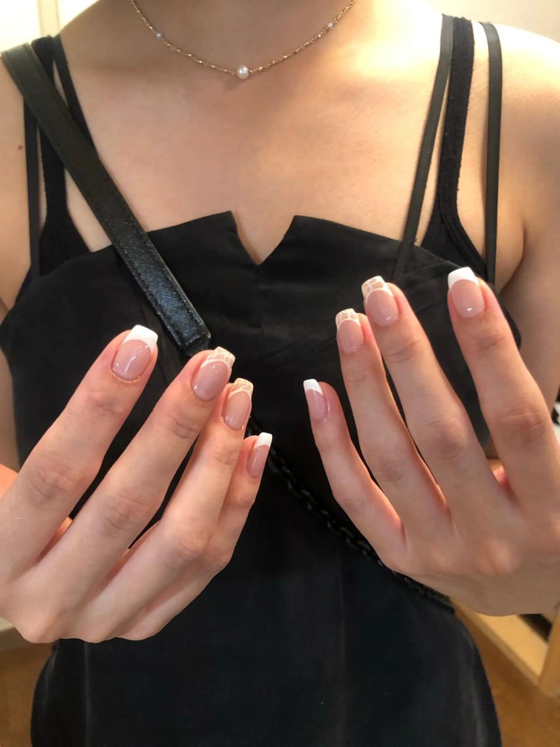 ネイル ハンドネイル フットネイル ハンドケア Nes.Nail所属・Miyagi Asamiのネイルデザイン