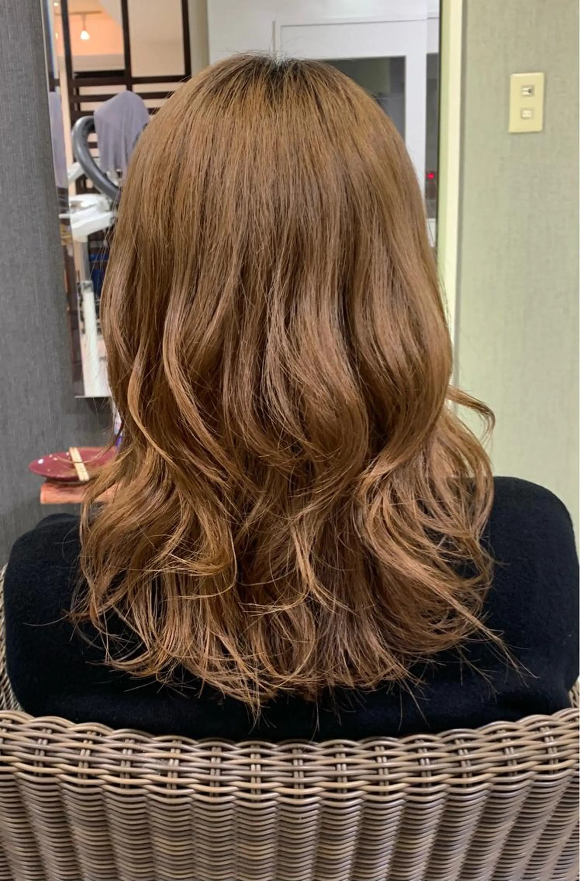 セミロング アッシュ レイヤーカット カット ヘアカラー トリートメント マルナ本店 ペコのヘアスタイル