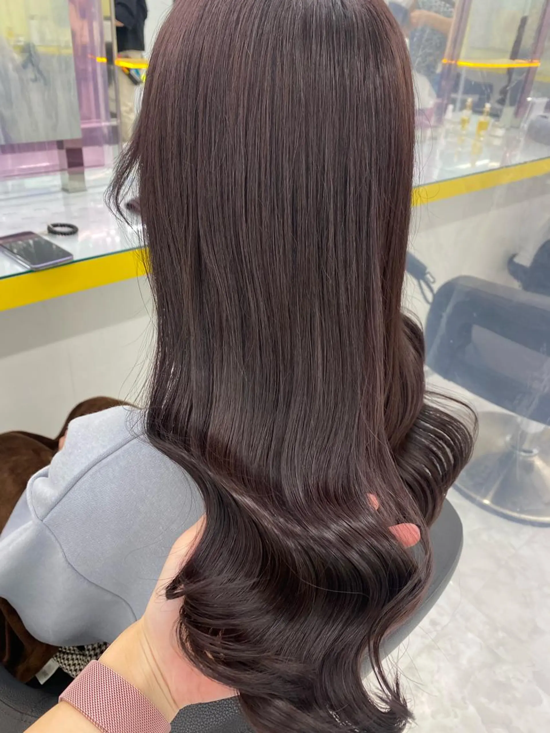 ロング カラー パーマ ヘアアレンジ ネイル マツエク・マツパ アイブロウ ヘアカラー トリートメント ヘッドスパ ヘアセット linette所属・🐩推し活🐩 FUTABA🍒のヘアスタイル