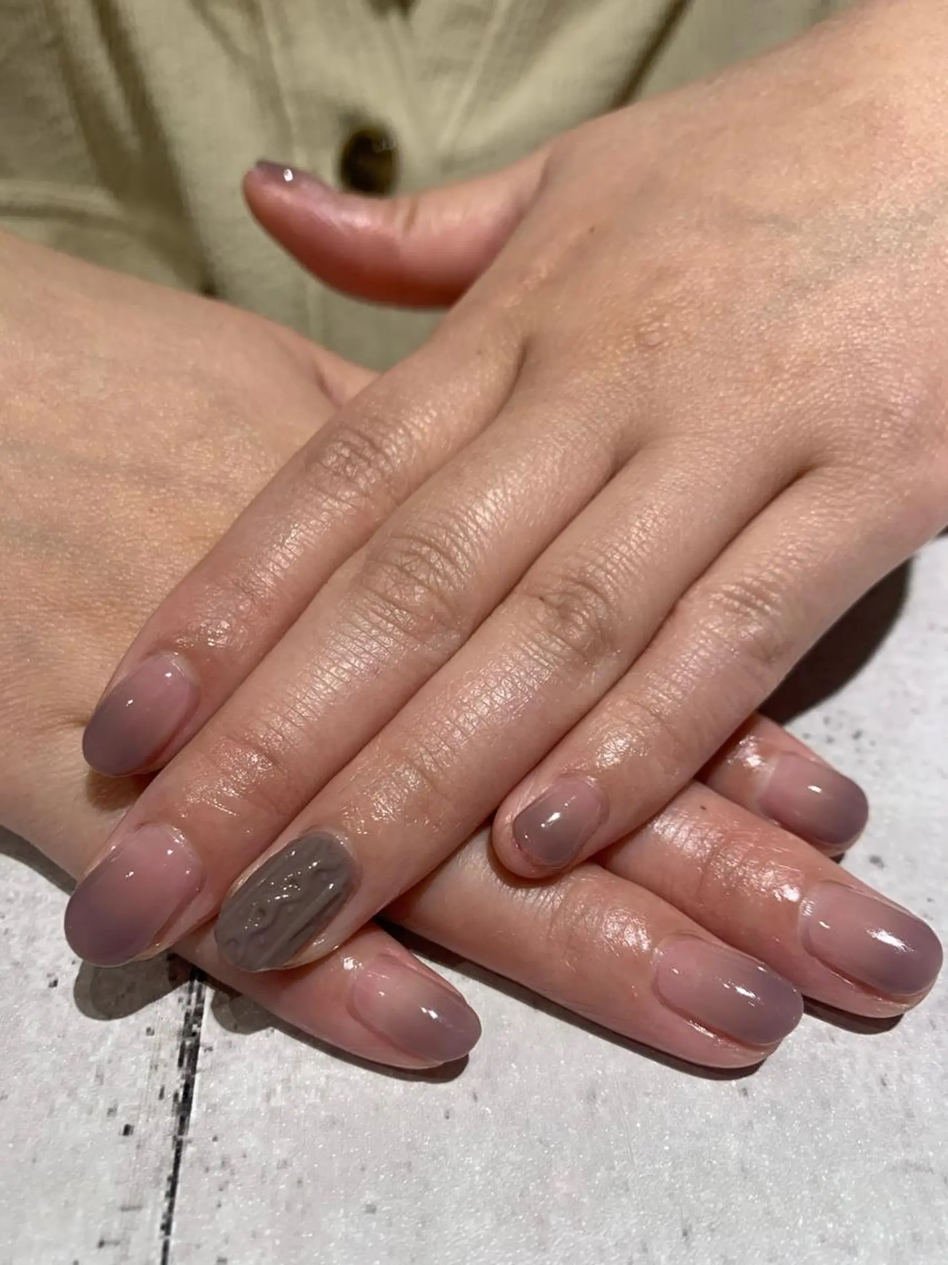 ネイル グラデーション l my me mine所属・Imyme mine Rioのネイルデザイン