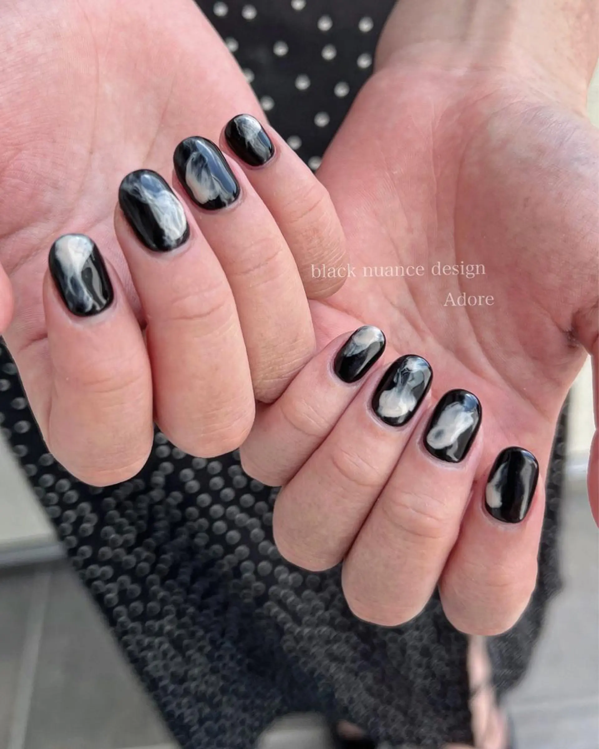 ネイル ニュアンスネイル シンプルネイル ハンドネイル Nail Adore.のネイルデザイン