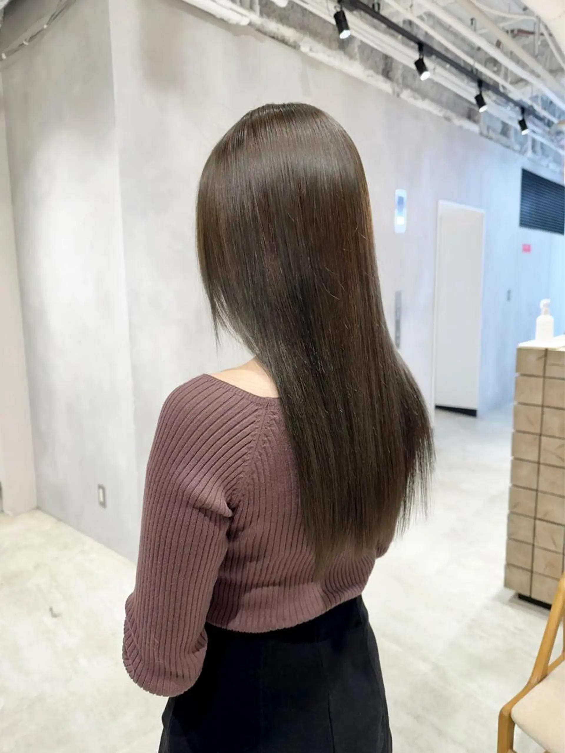 セミロング カラー 透明感カラー 🦋レイヤーカット ミドリカワ🦋のヘアスタイル