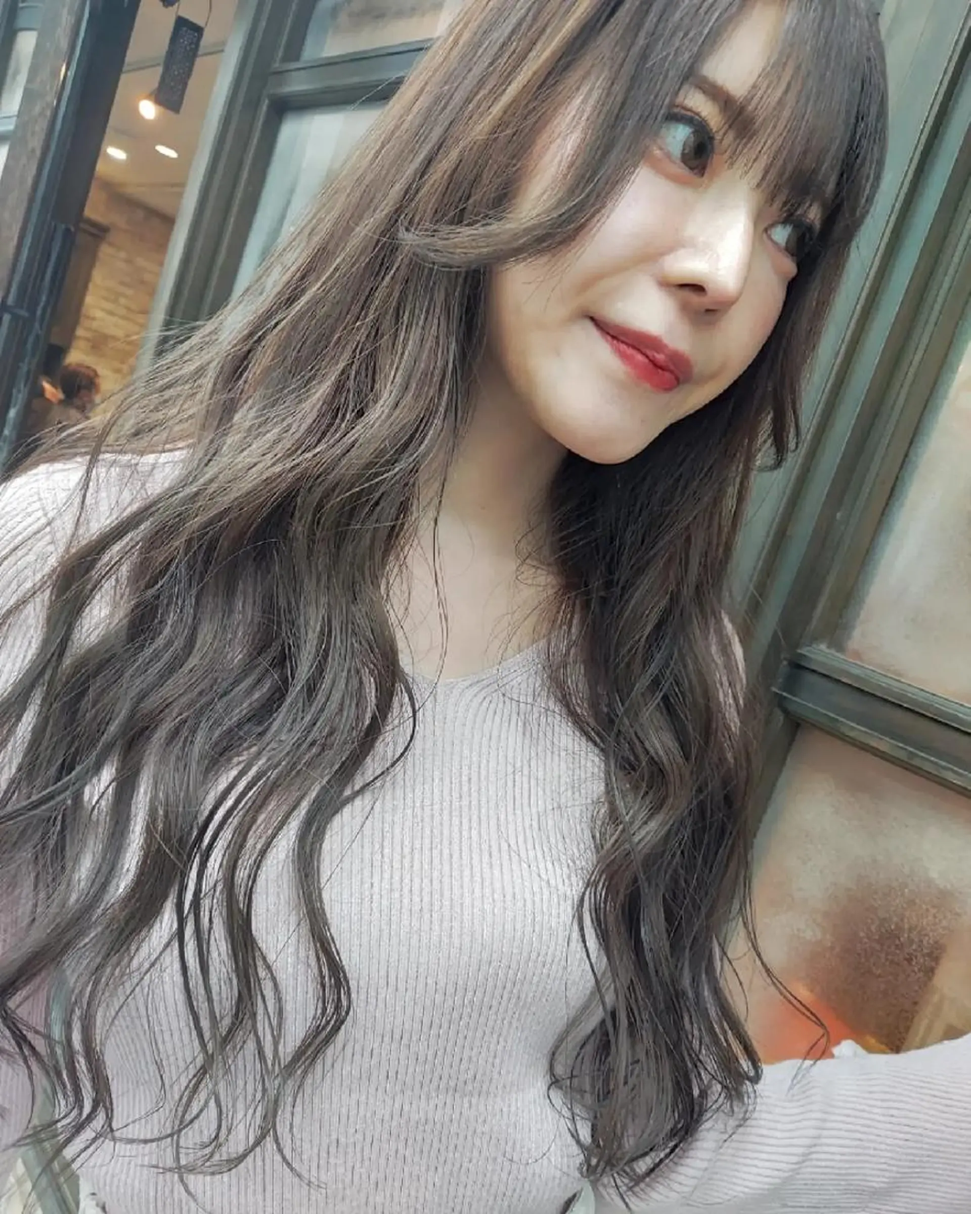 ロング カラー グレージュ grow上野御徒町【グロウ】所属・ブリーチ・ハイトーン 特化🎉内山のヘアスタイル