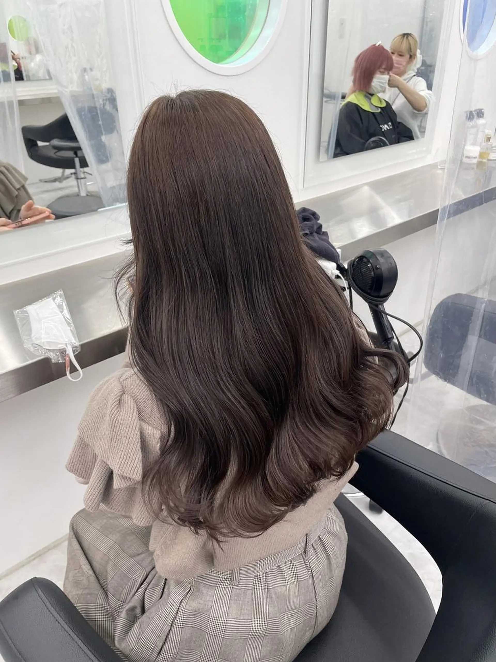 カラー うる艶🤍春のトレン ドヘア🤍上野美容室のヘアスタイル