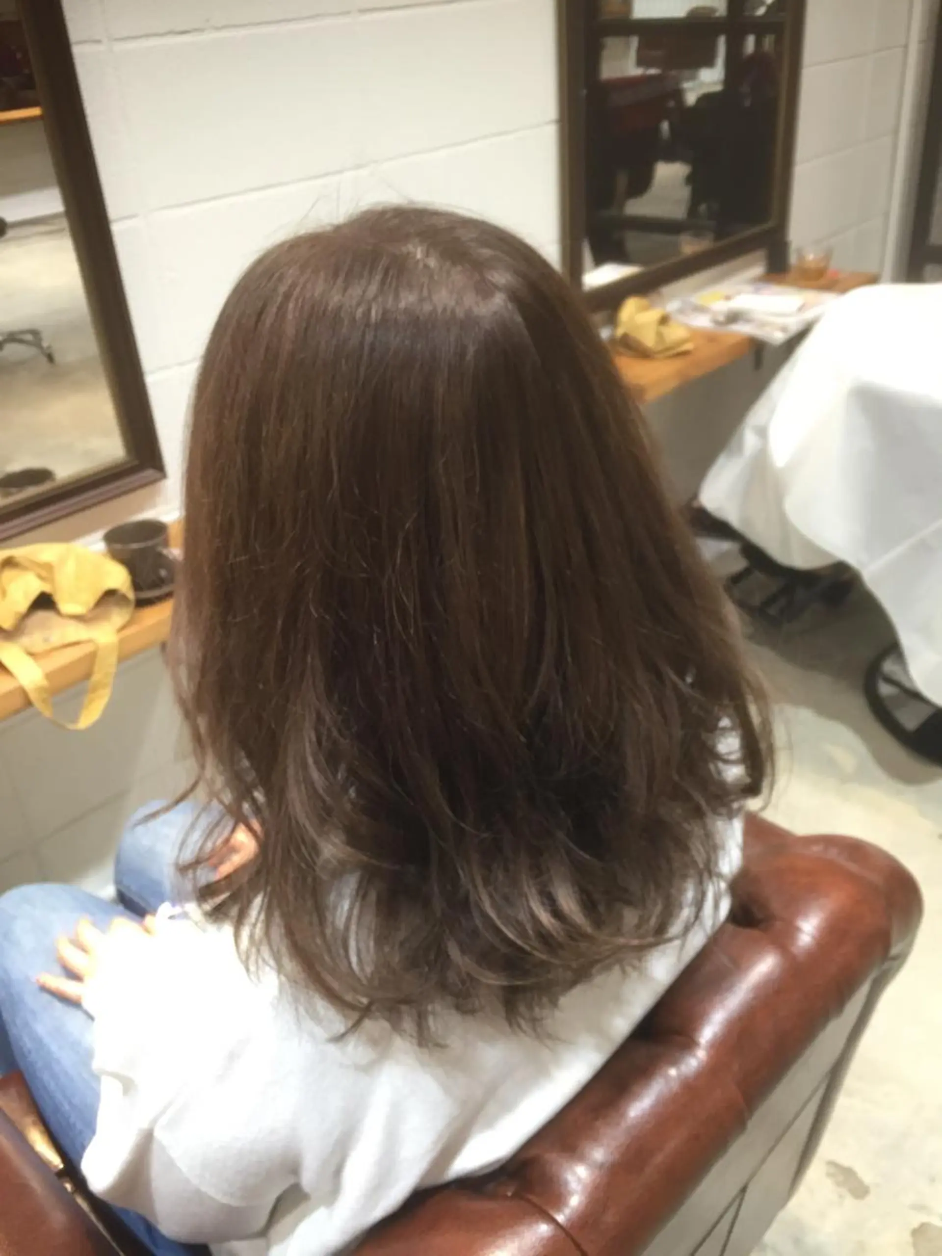 ミディアム カラー グレージュ 竹嶌 健吾のヘアスタイル