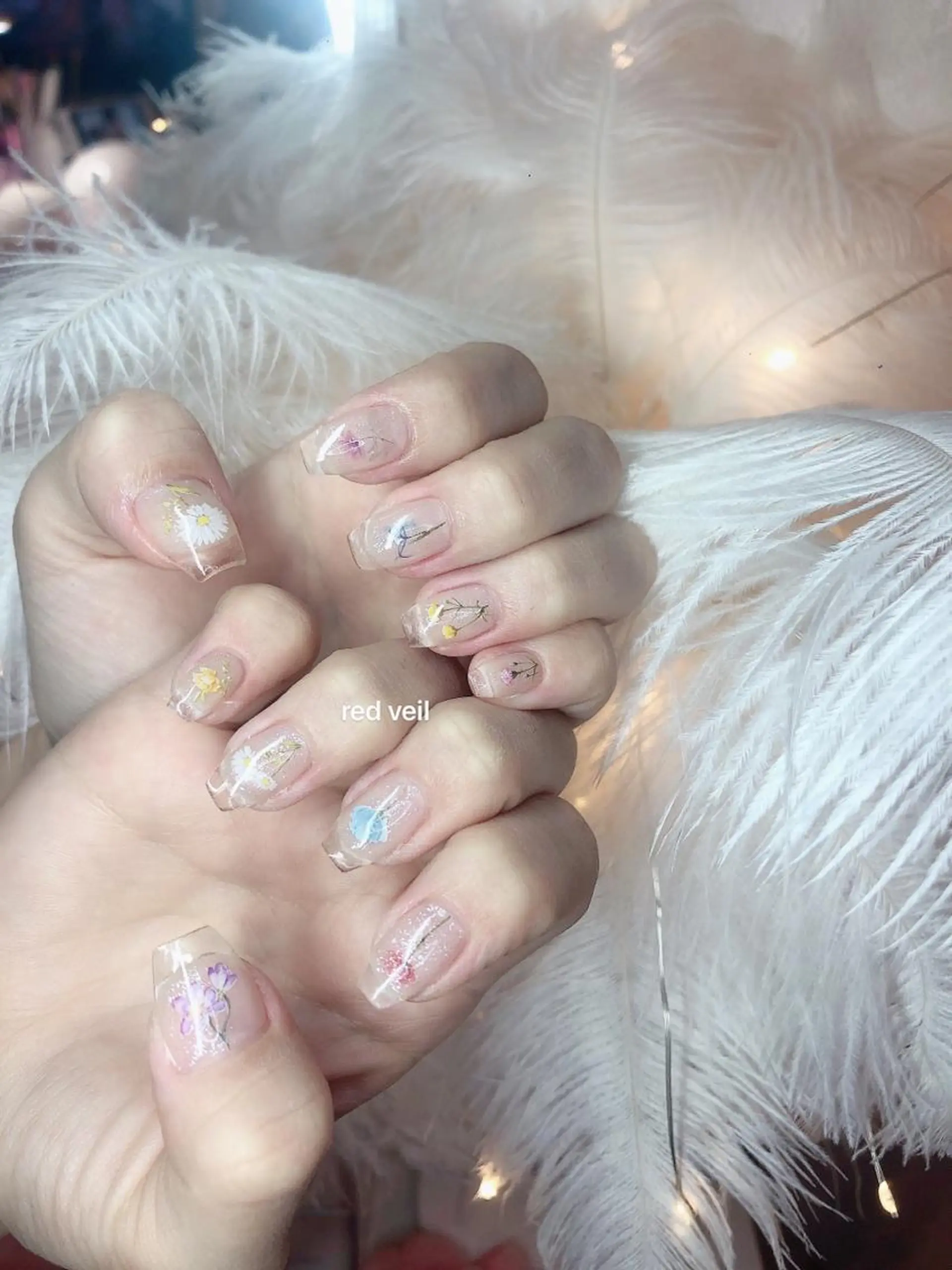 セミロング ネイル ハンドネイル 長さ出し専門 nynaのネイルデザイン