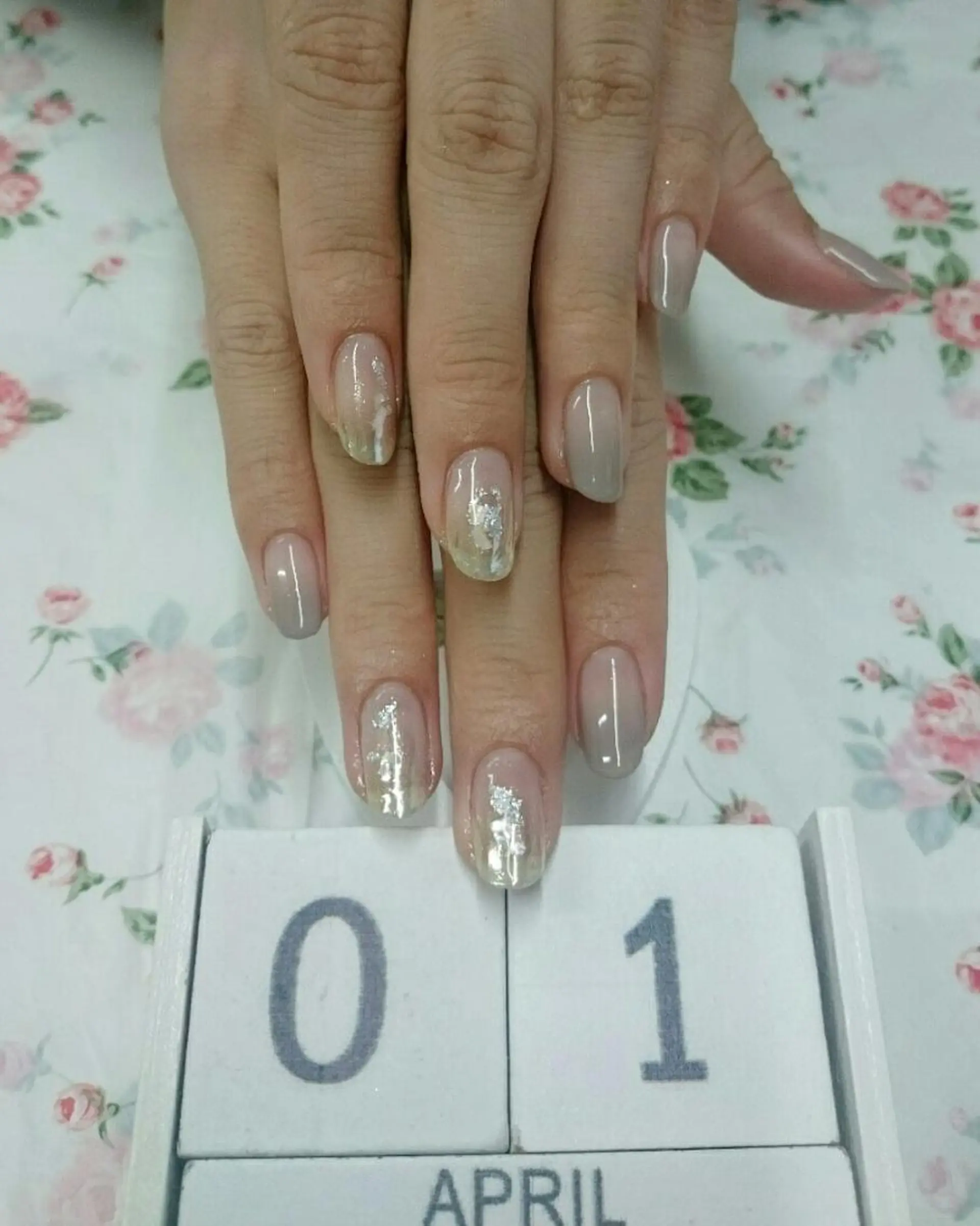 ネイル グラデーション ミラーネイル JEWEL nailのネイルデザイン