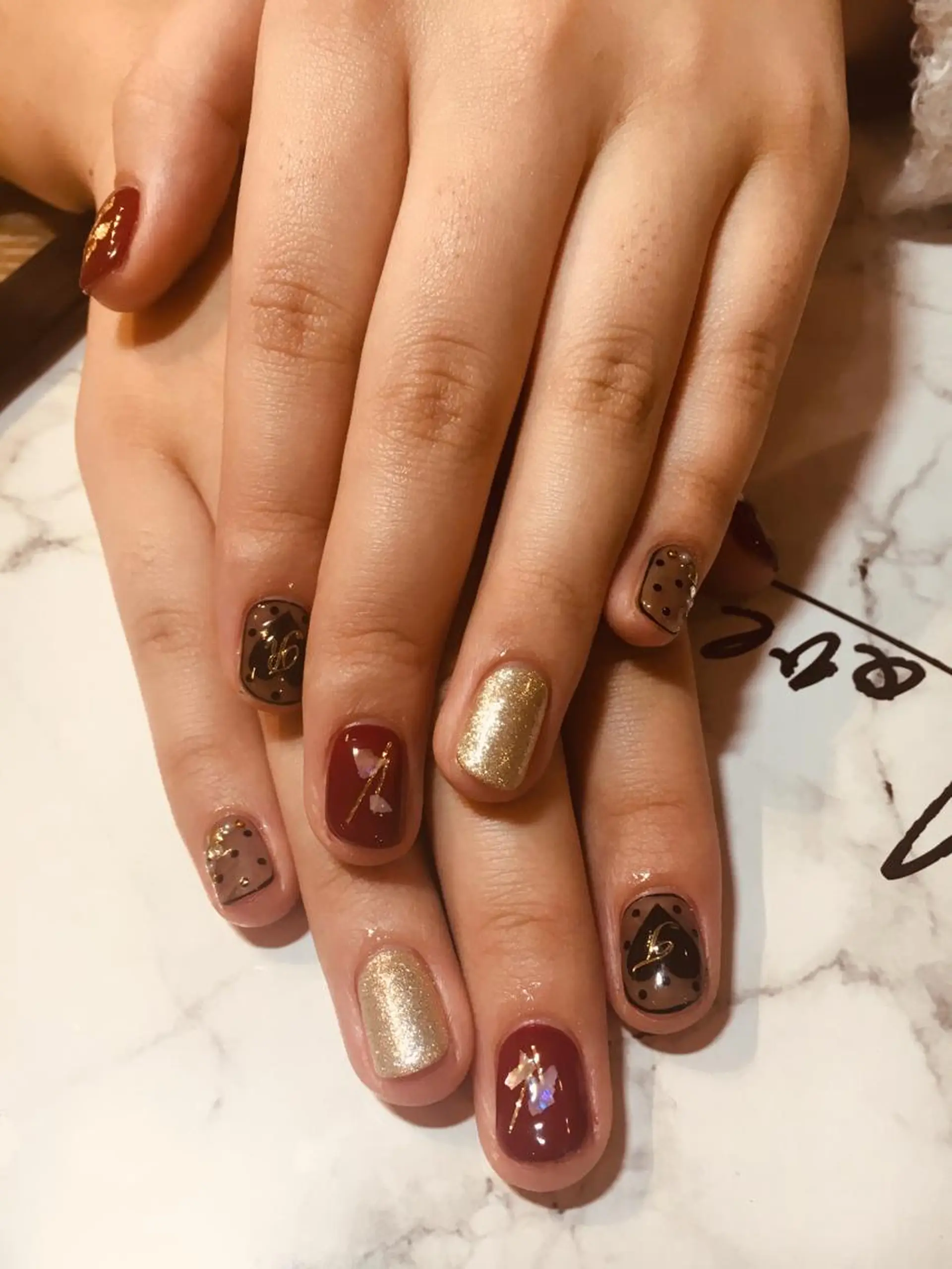 ネイル 持ち込み ハンドネイル LOVE NAIL 💕Sonoのネイルデザイン