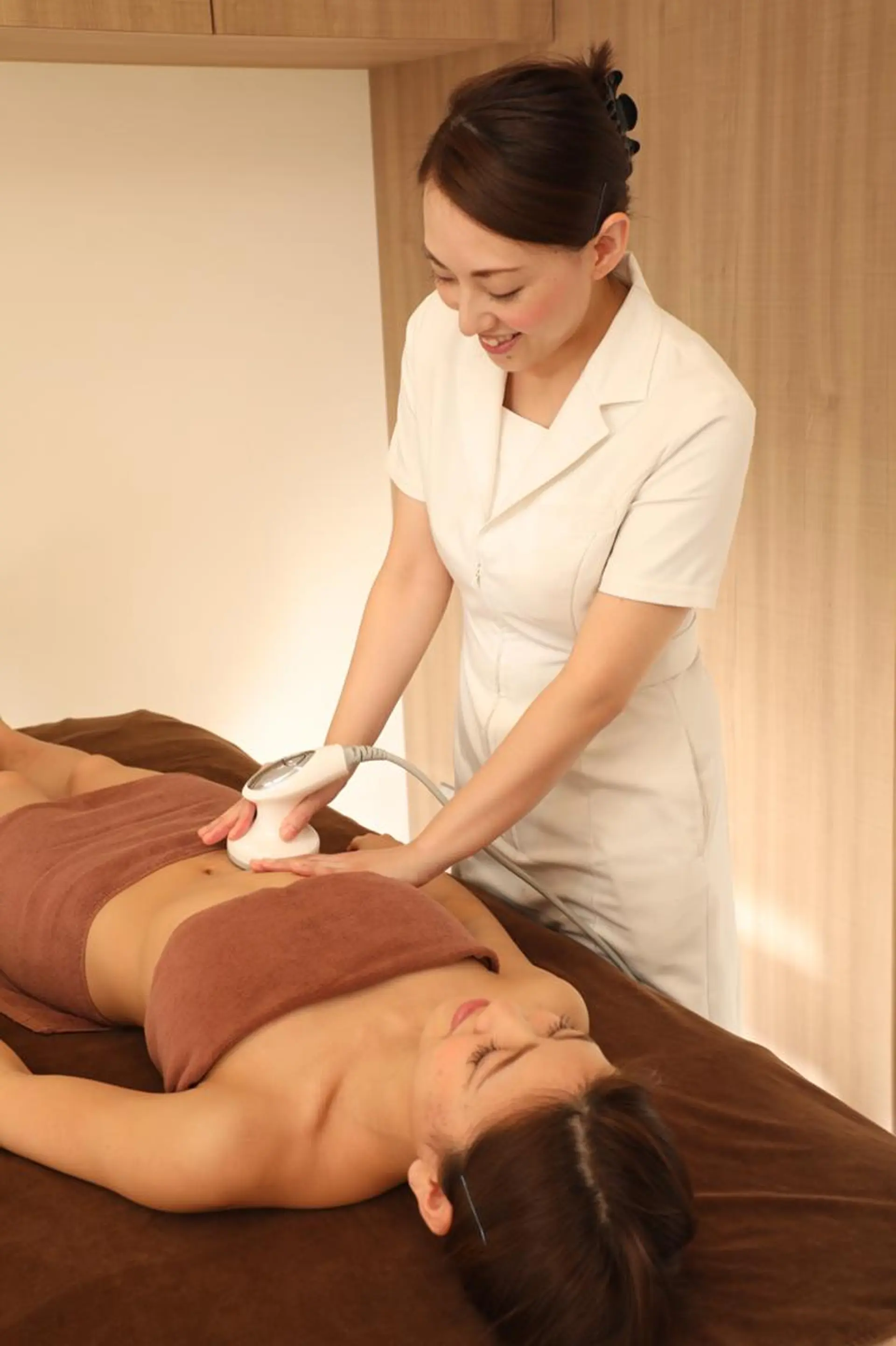 ♡美バスト美姿勢♡ 池袋TUKADA☆のエステ・リラクイメージ