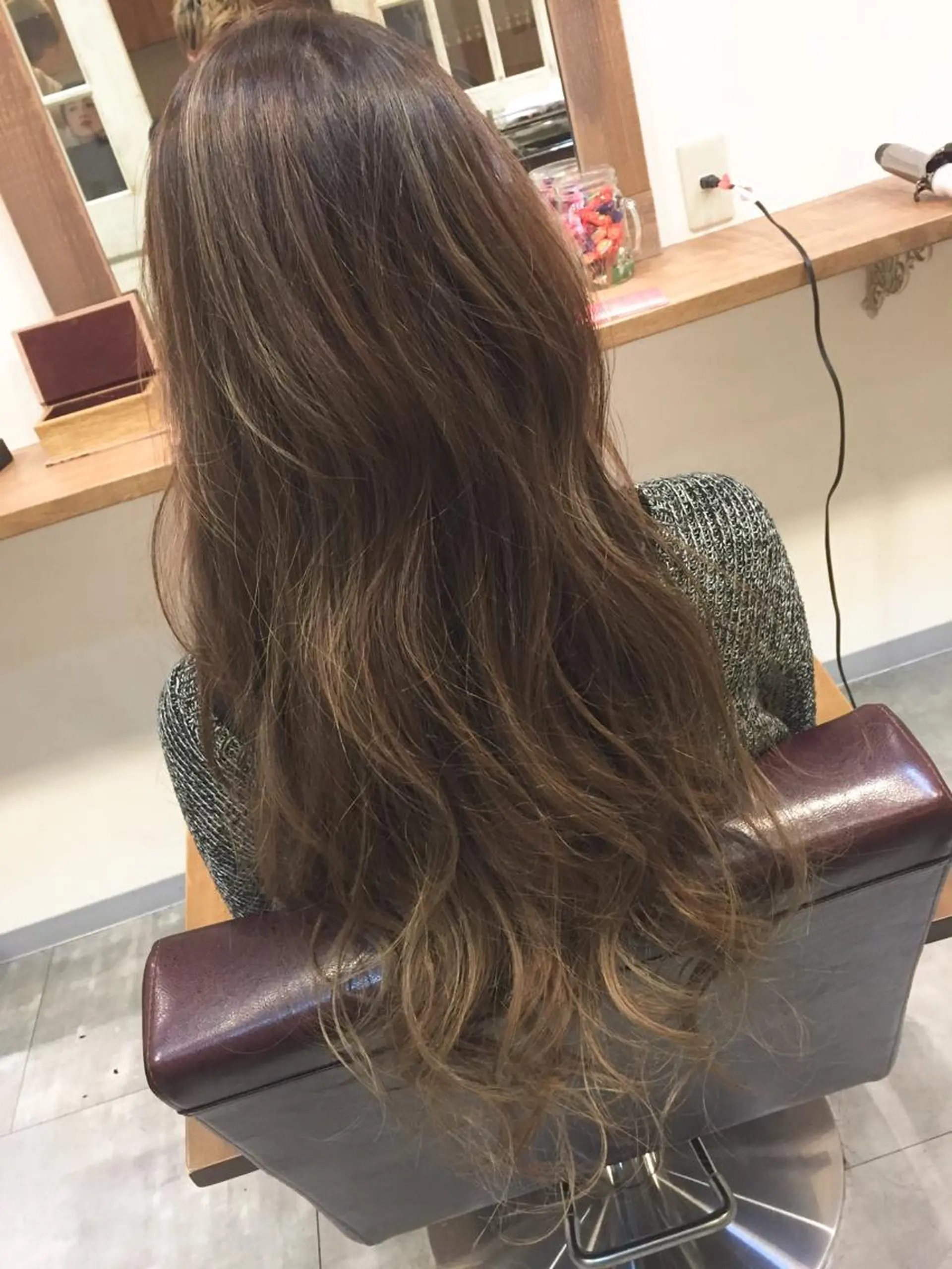 ロング カラー ヘアカラー トリートメント 透明感/ 美髪矯正/田中恭のヘアスタイル