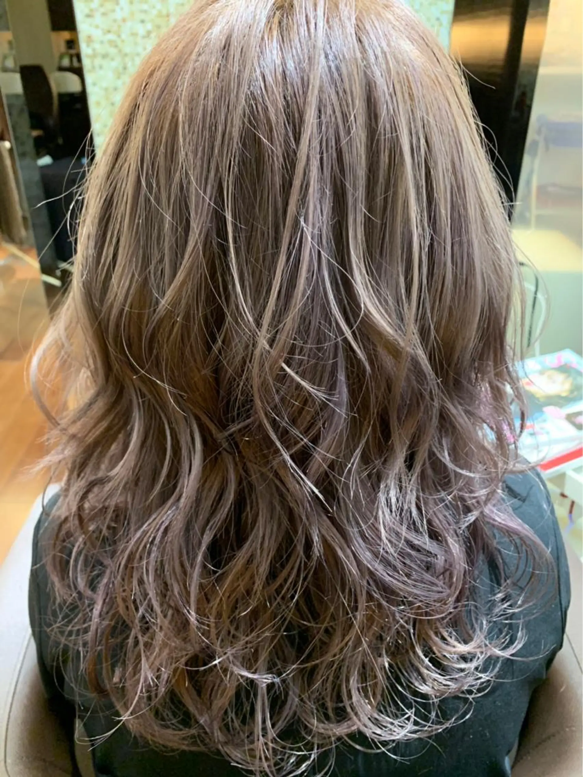 ミディアム 菅 翔太のヘアスタイル