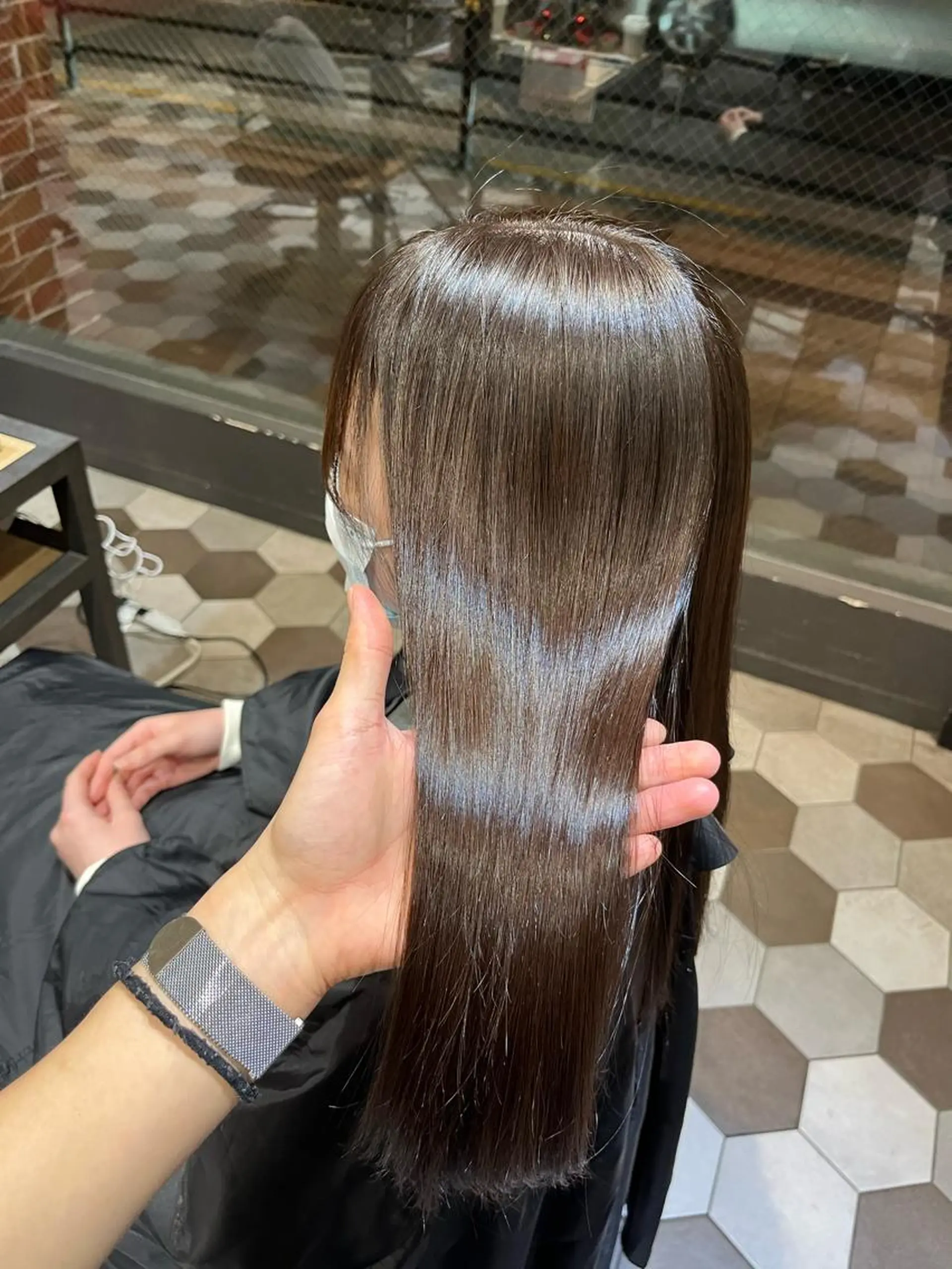 セミロング 髪質改善縮毛矯正🫧 村上蒼生のヘアスタイル