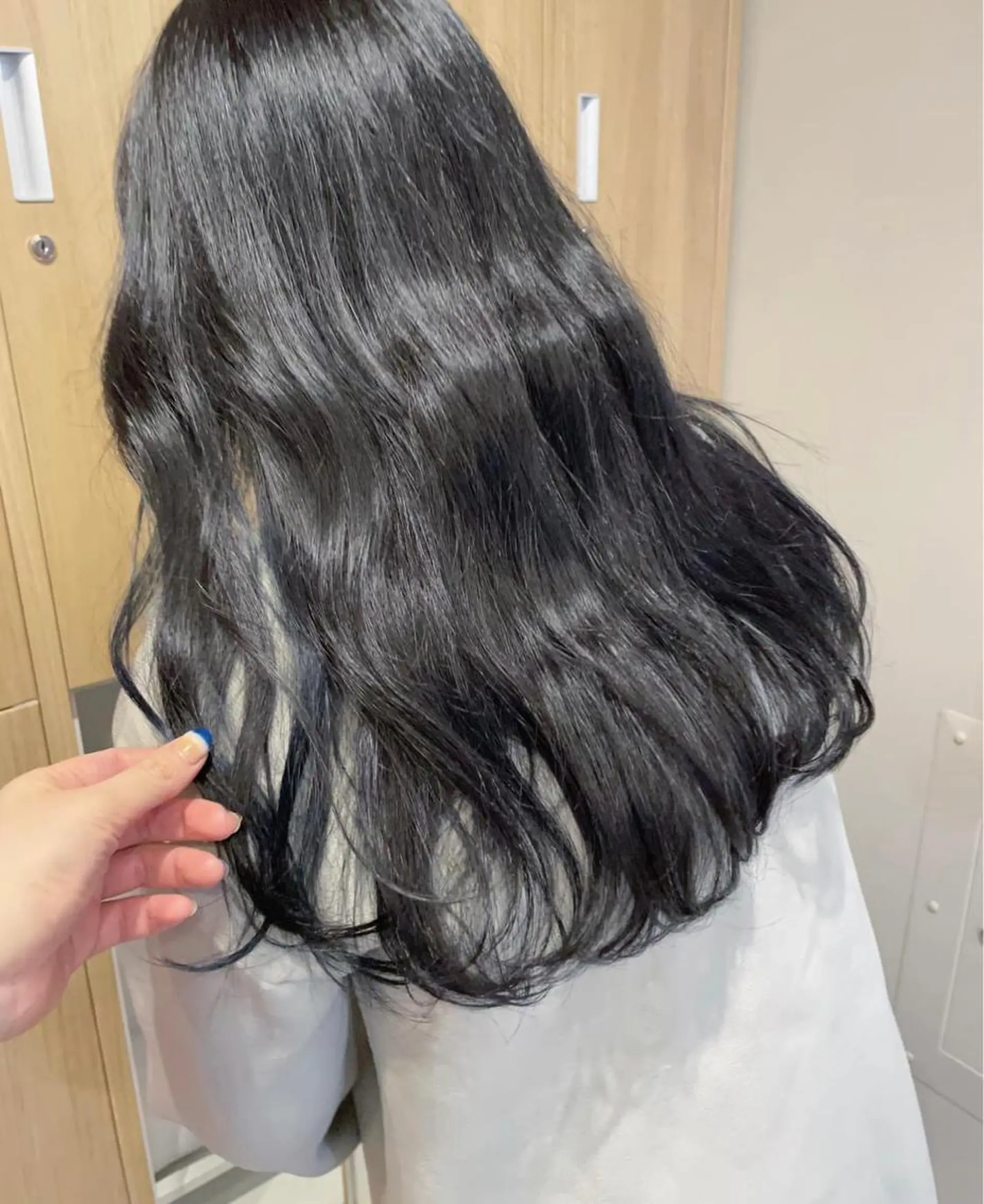 セミロング カラー アッシュ 透明感×レイヤーカッ ト🌼kiraraのヘアスタイル