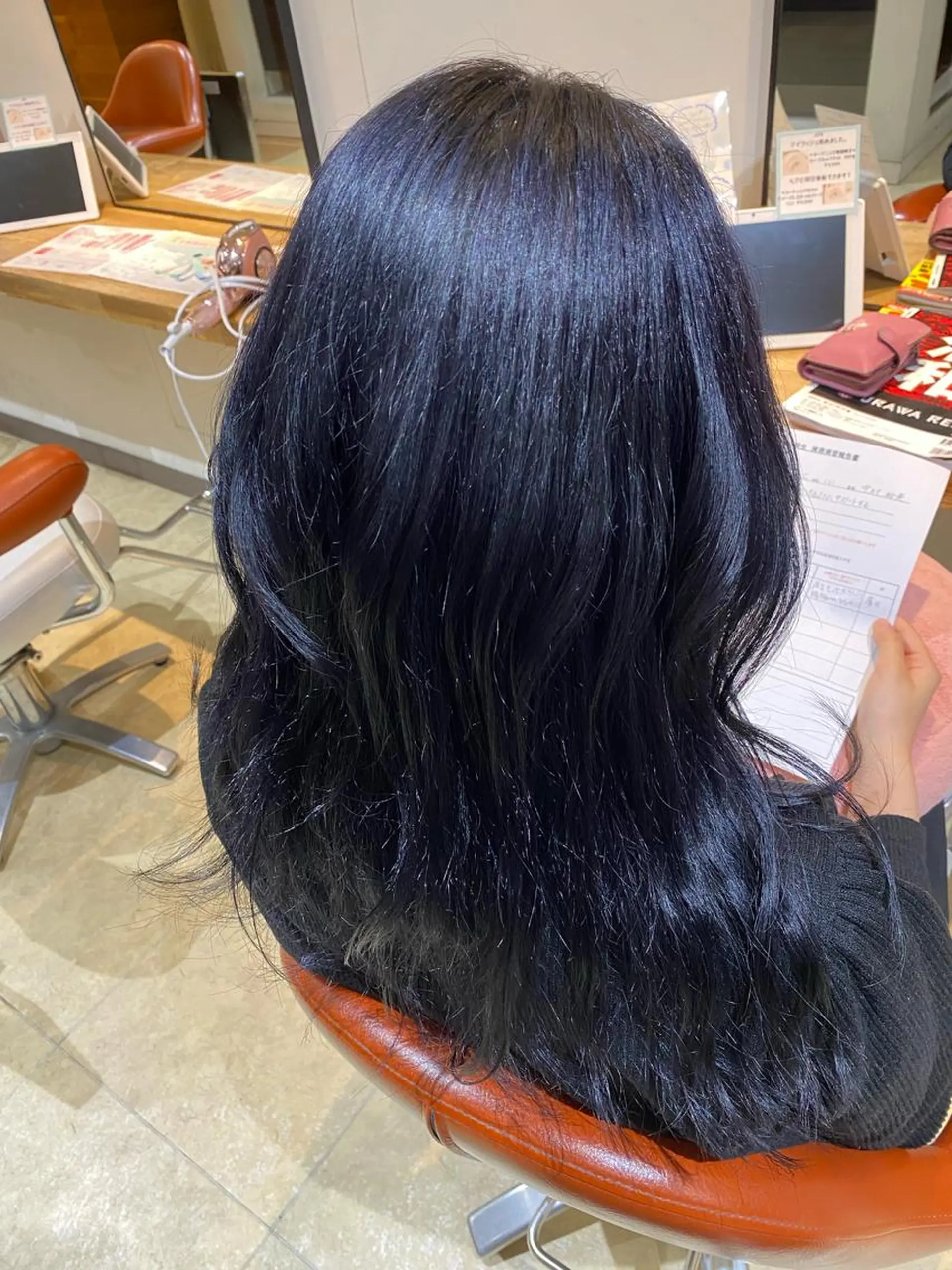 ロング カラー カット ヘアカラー トリートメント H. SAITOのヘアスタイル