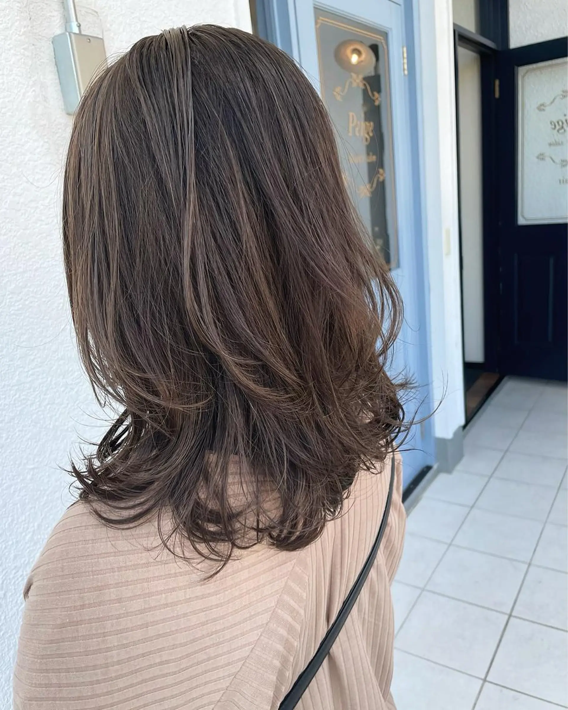 ミディアム レイヤーカット カット ヘアカラー トリートメント Beauty Salon  peige所属・peige 斉藤✨大人ヘアー✨のヘアスタイル