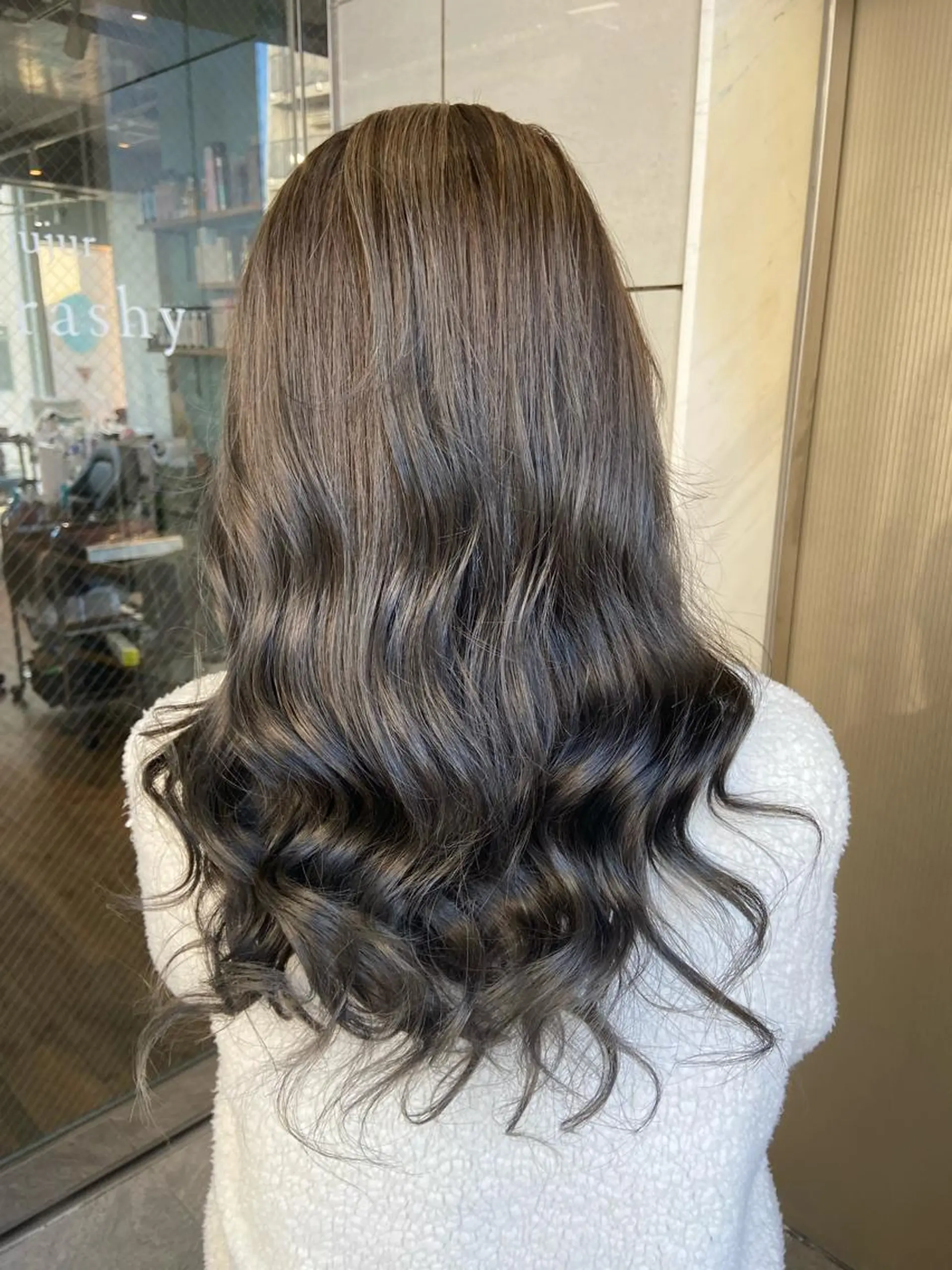 ロング カラー ヘアカラー トリートメント 🧸プルエクステ❤︎ ネイルKAO🧸のヘアスタイル