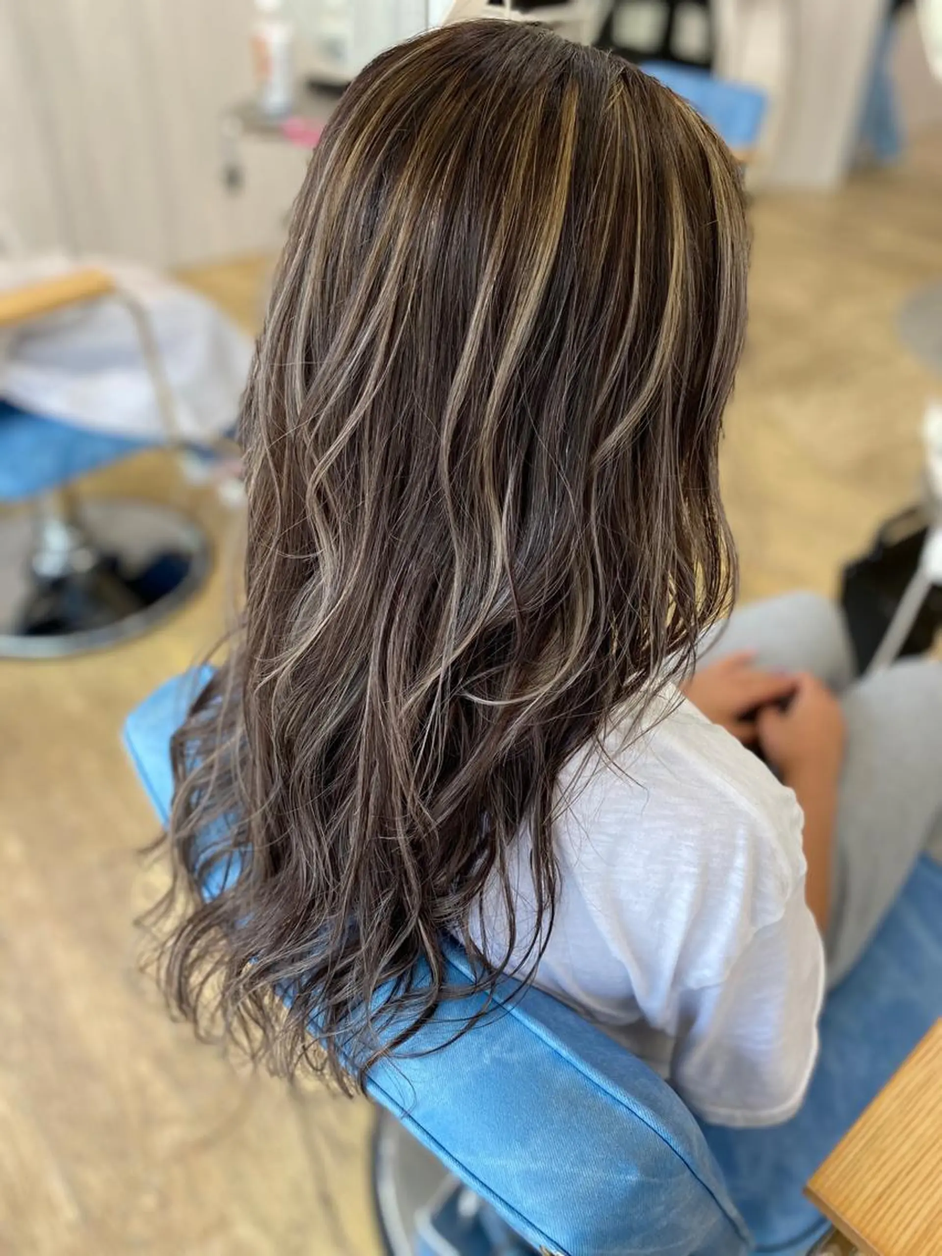 ロング カラー ヘアアレンジ ハイライトカラー ハイライト replica上大岡所属・松井 敬太郎のヘアスタイル