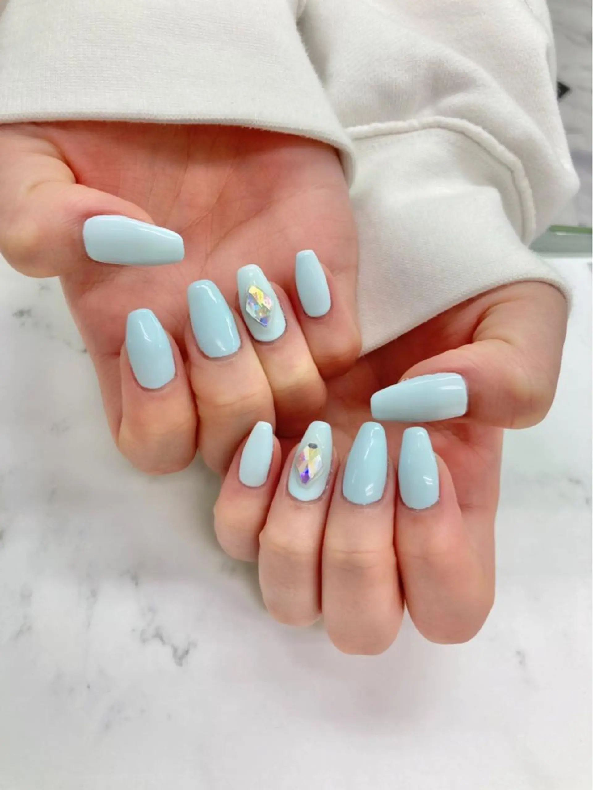 ネイル ワンカラーネイル ストーンネイル ハンドネイル Mojyam nail所属・松本 実咲のネイルデザイン