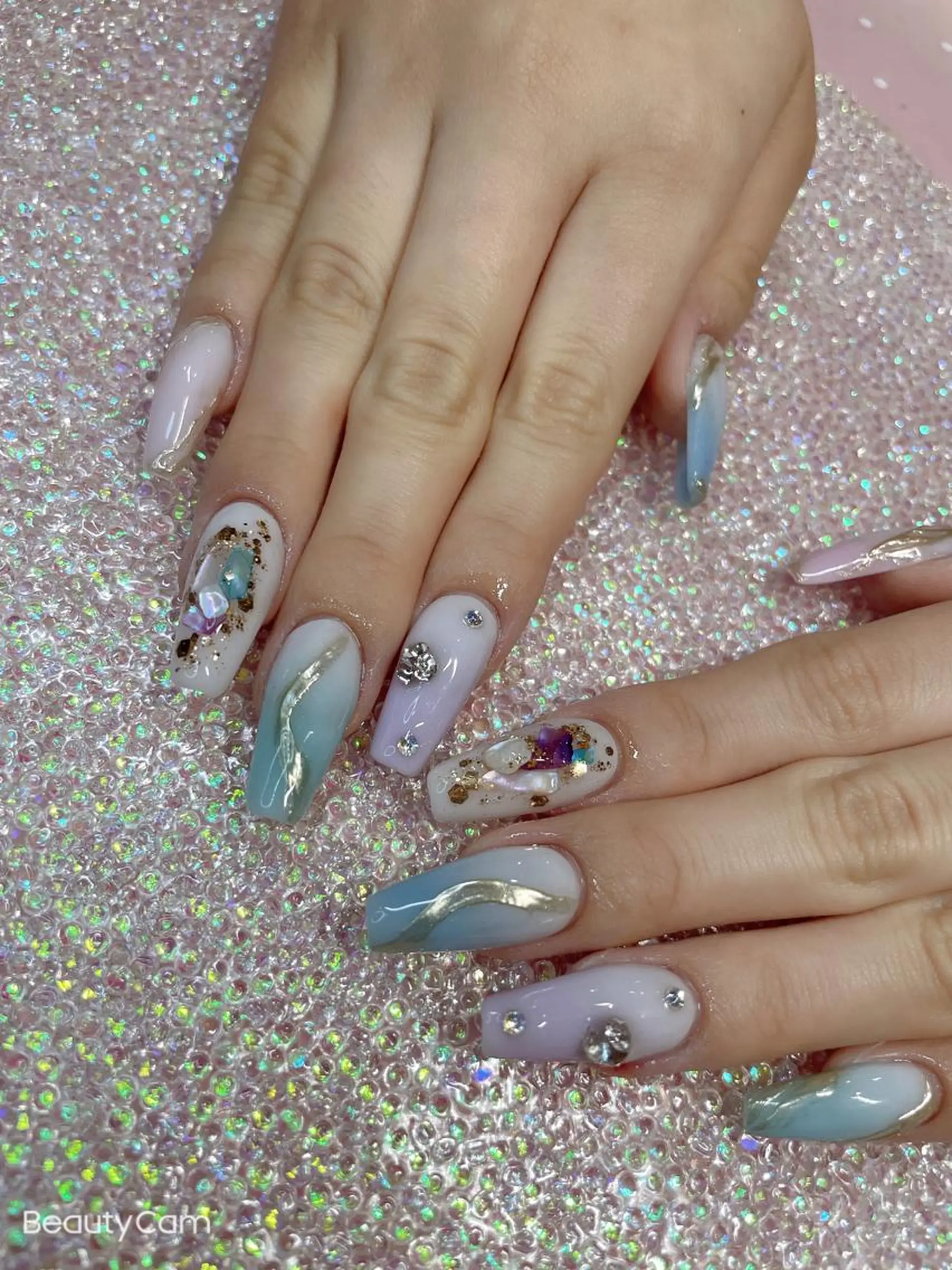 セミロング ネイル ハンドネイル 《LB》ラブリエ Nail&eyeのマツエク・マツパデザイン