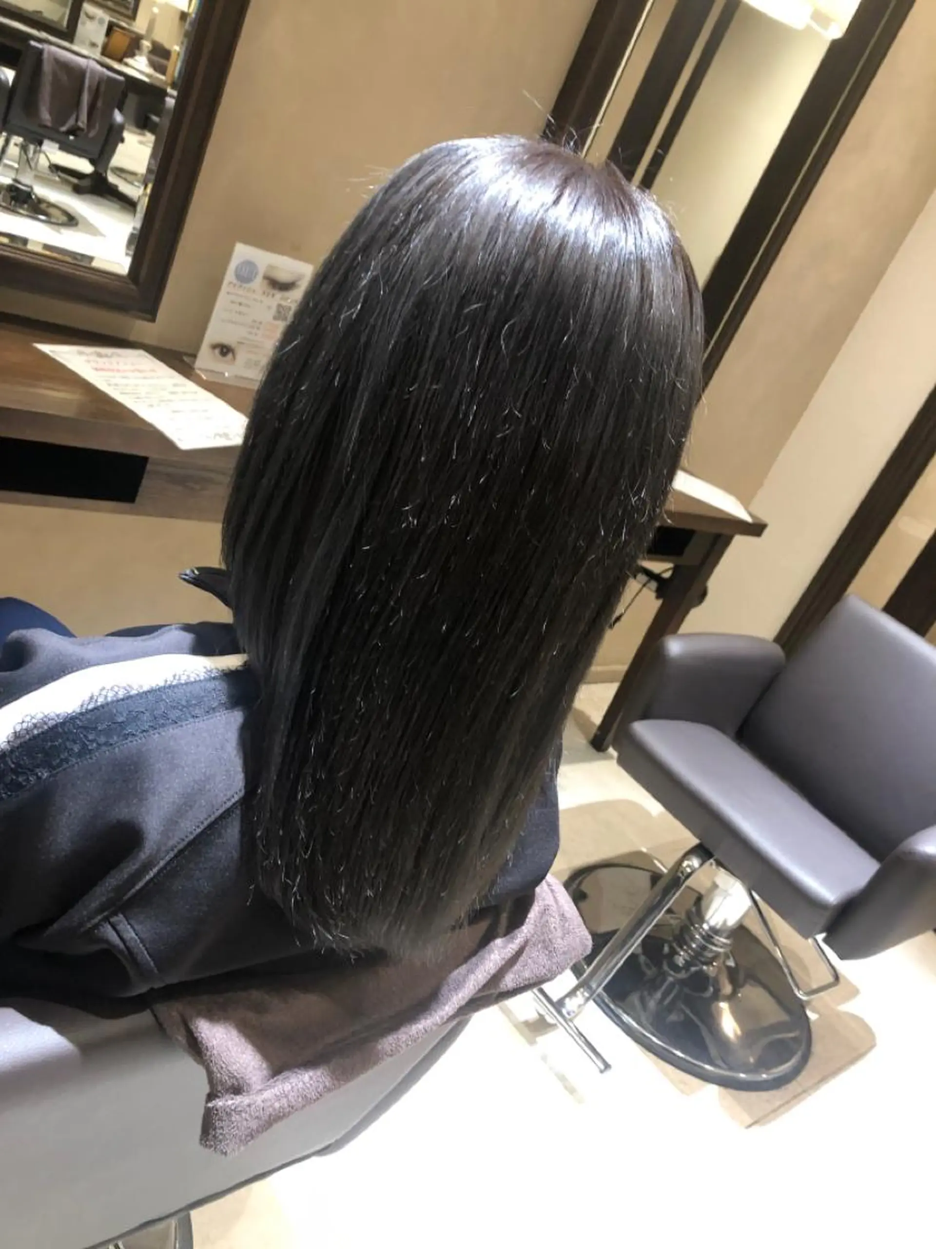 セミロング 櫻井 麻彩のヘアスタイル